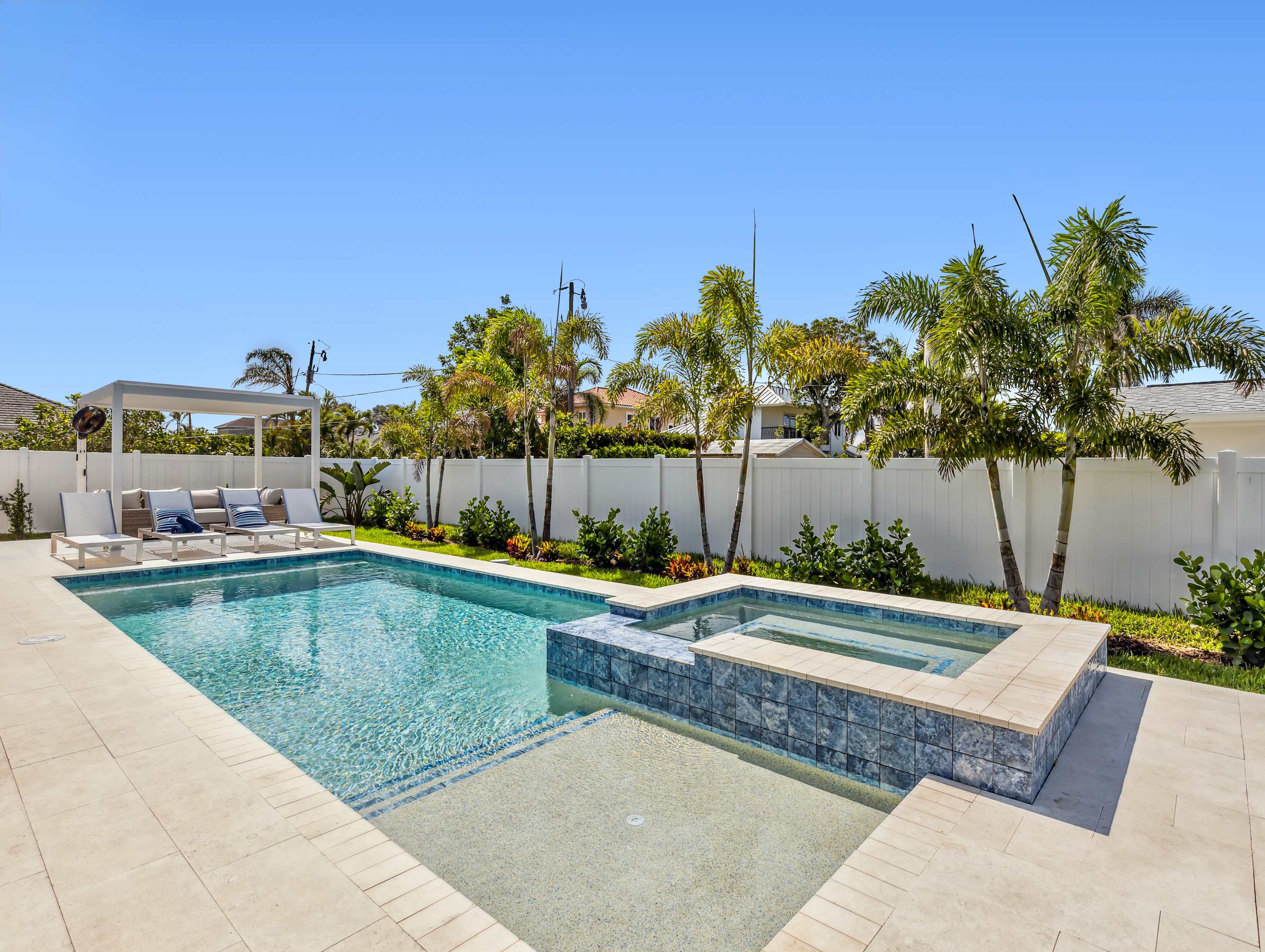 Pet Friendly Pool Spa Home with EV Charger | Photo 40