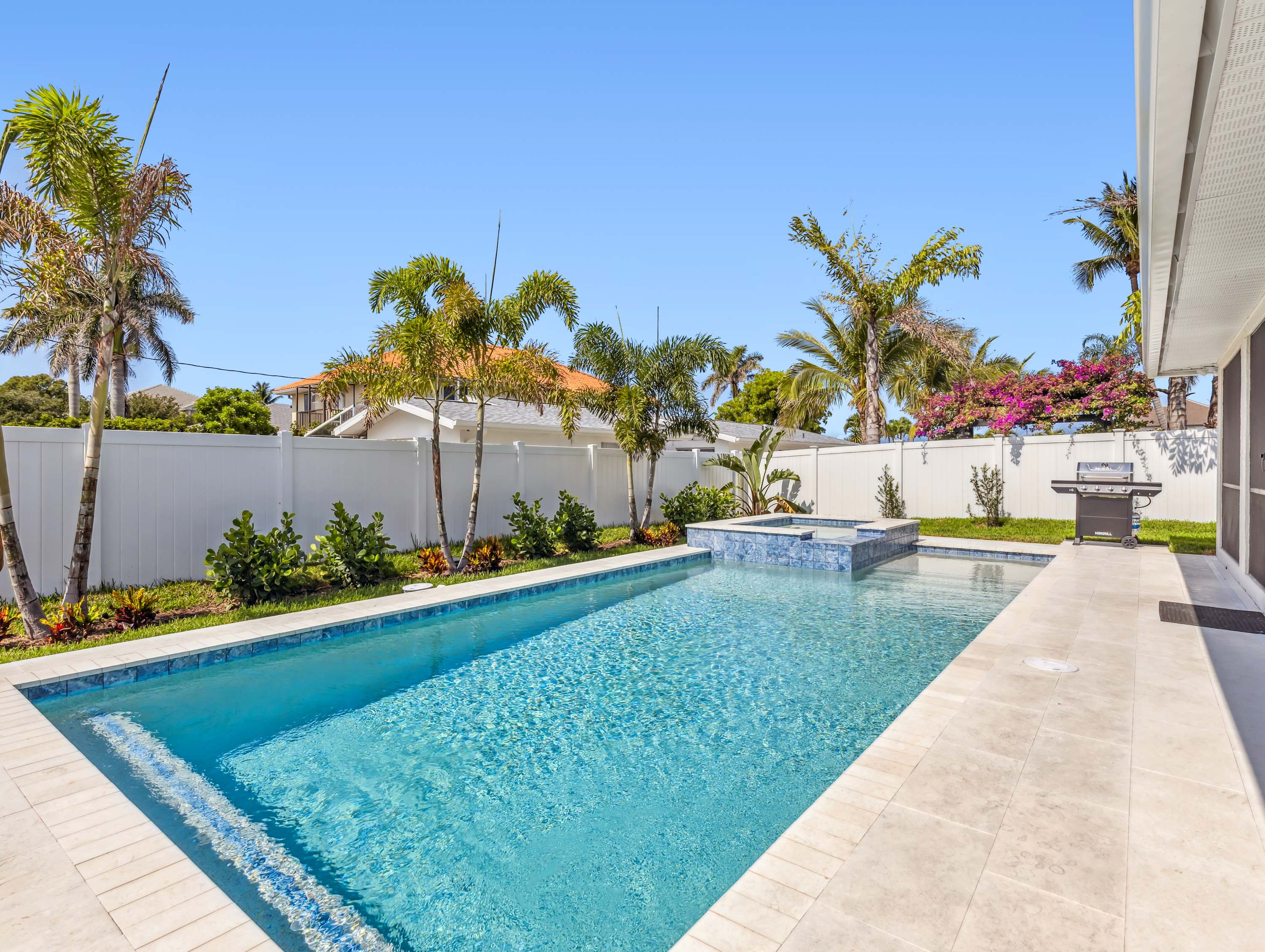 Pet Friendly Pool Spa Home with EV Charger | Photo 42