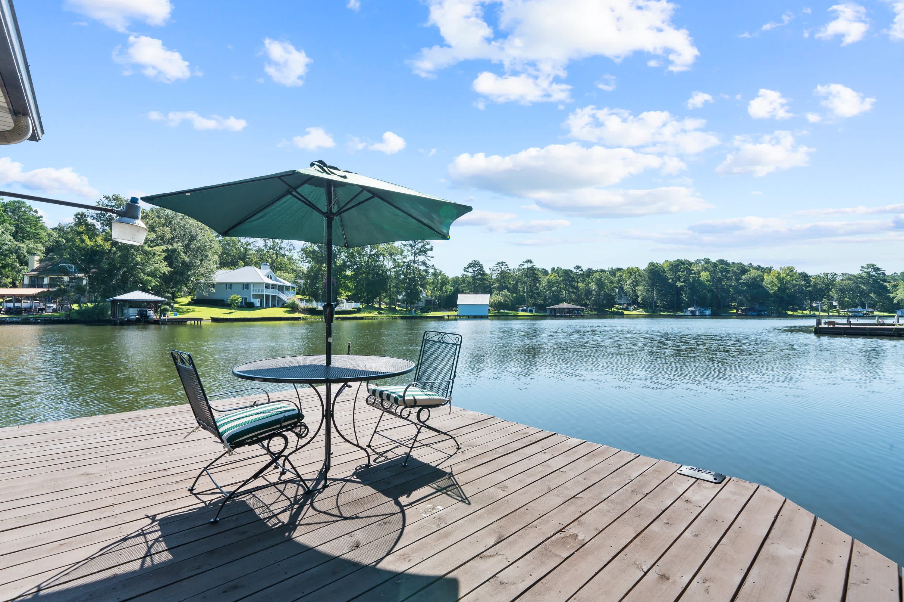 Pet-Friendly Lakefront Retreat - Dock, Kayaks & Fire Pit