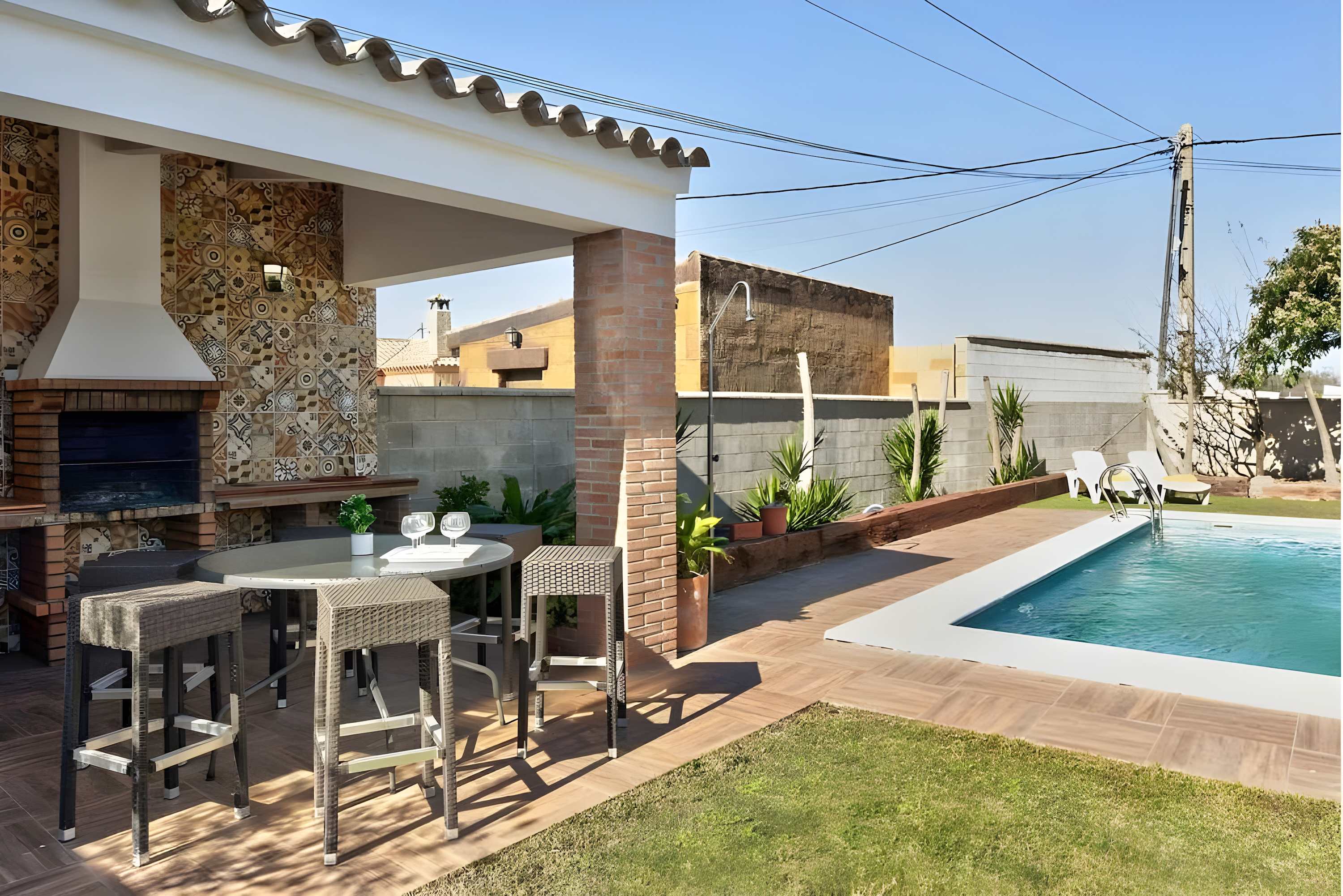 Villa con piscina privada, terraza y Wi-Fi - image 25