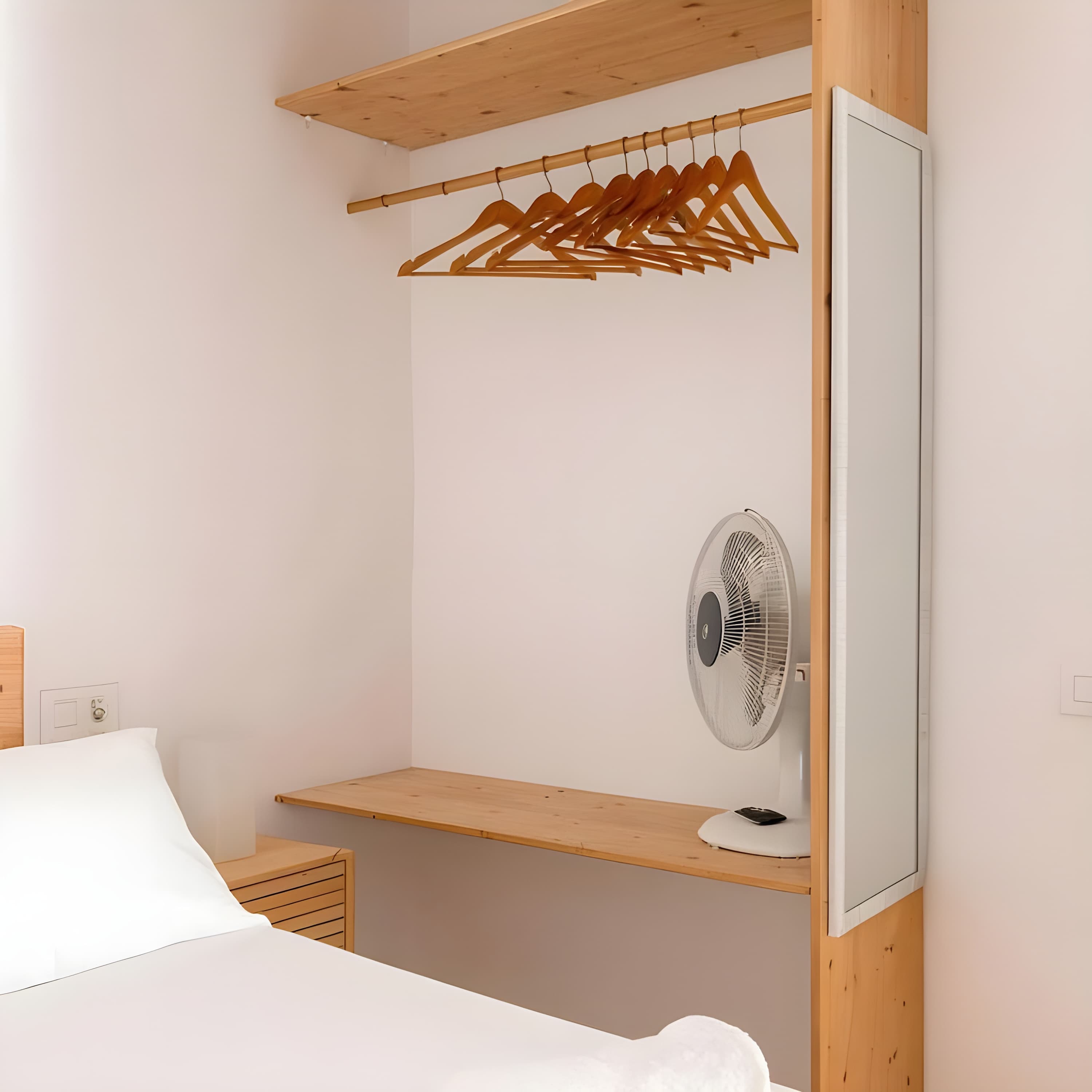 Casita en El Palmar con jardín y parking, ideal para parejas cerca del mar - image 2