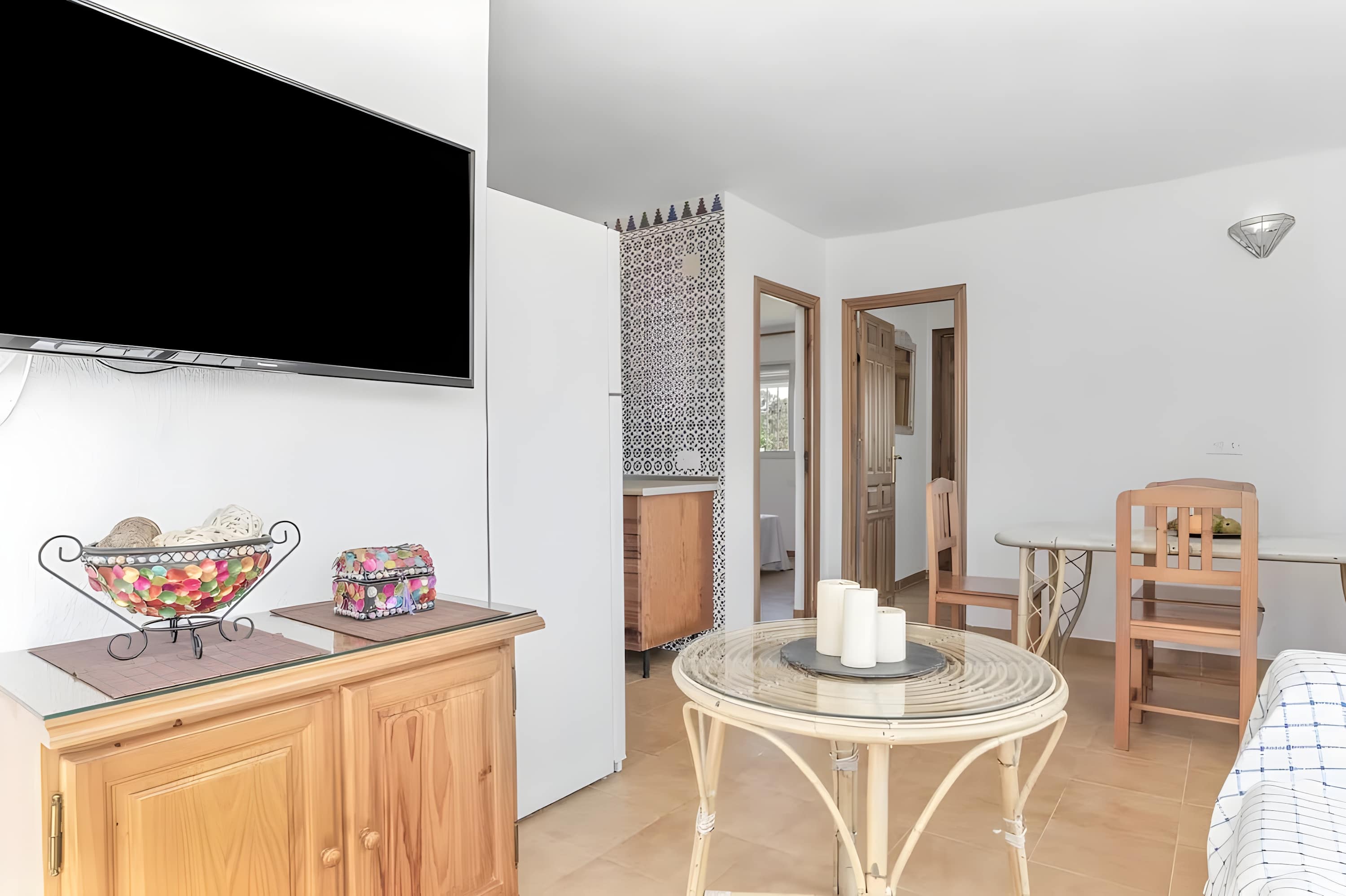 Casa increíble – alojamiento con piscina compartida y WiFi, ideal para familias en Conil - image 7