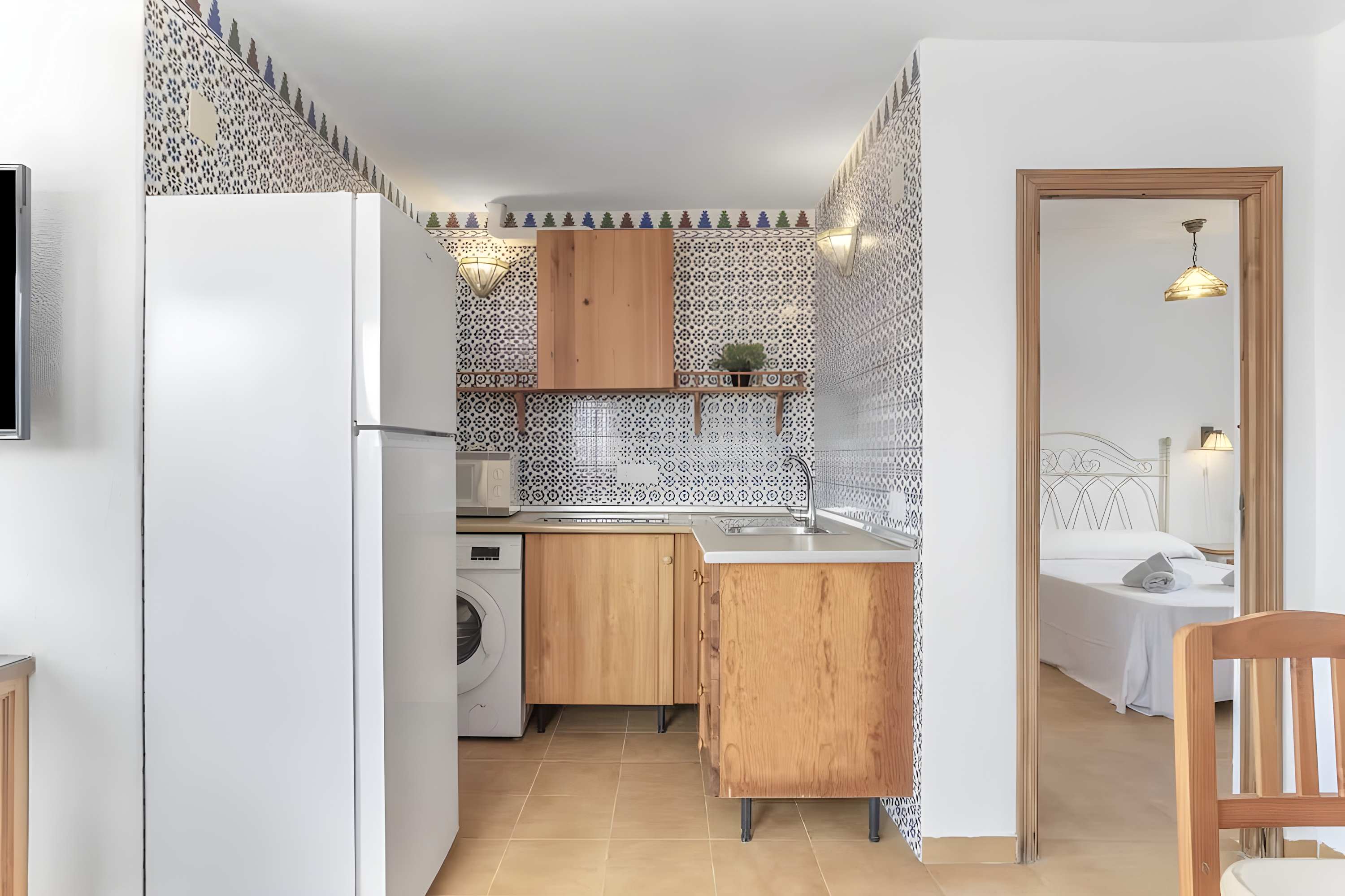 Casa increíble – alojamiento con piscina compartida y WiFi, ideal para familias en Conil - image 11