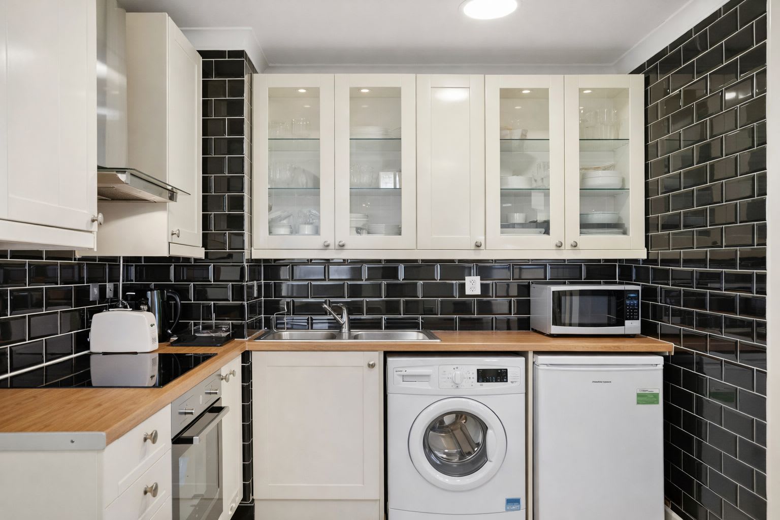 1B Apartment next to Cromwell Rd Hospital in Cromwell Road 180 SW5 0SU - Property image 6 - VivreStays