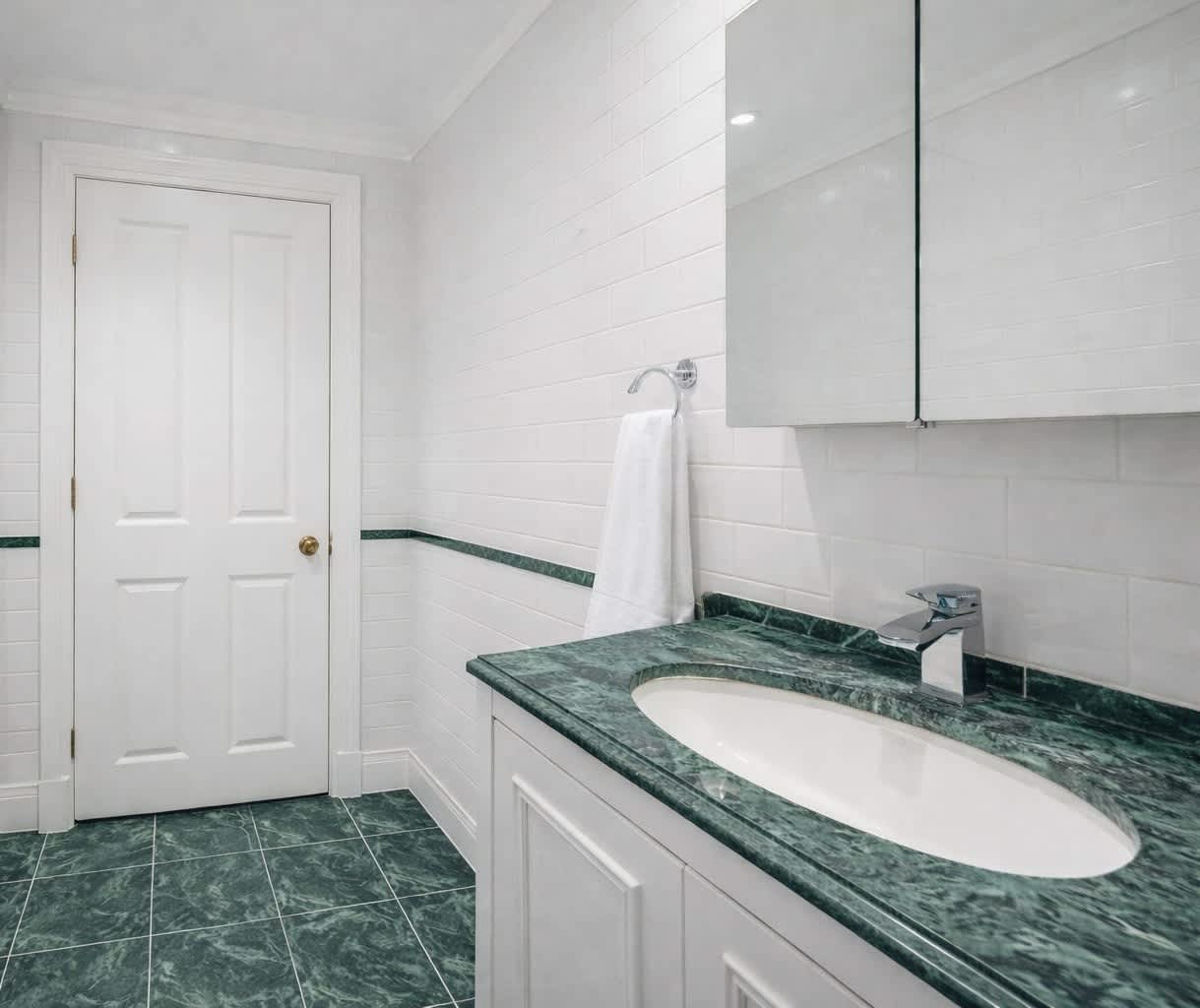 Spacious Apartment next to Victoria St. in Lower Belgrave Street 55 SW1W 0LP - Property image 7 - VivreStays