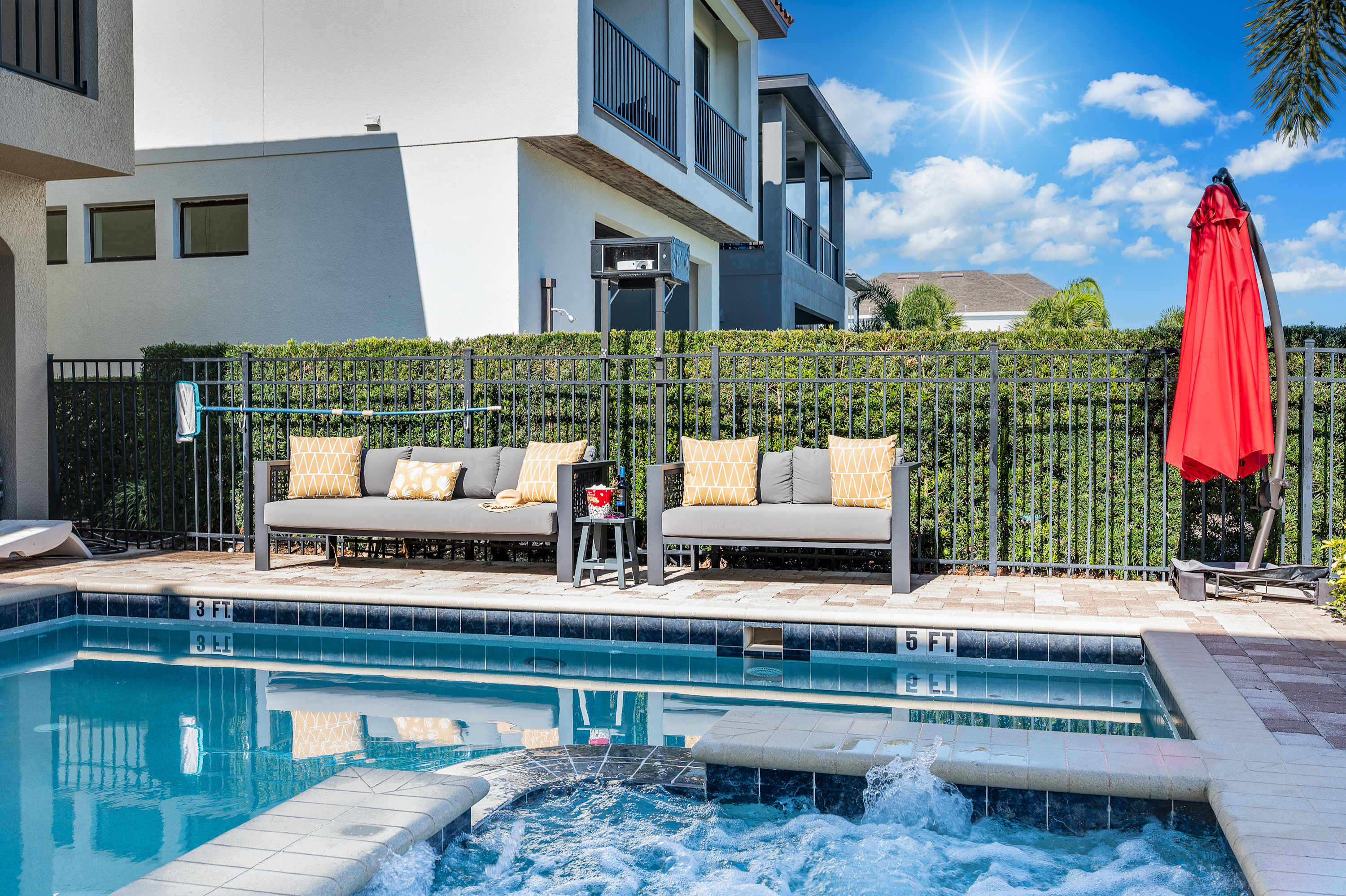 Villa w/heated pool & private theater