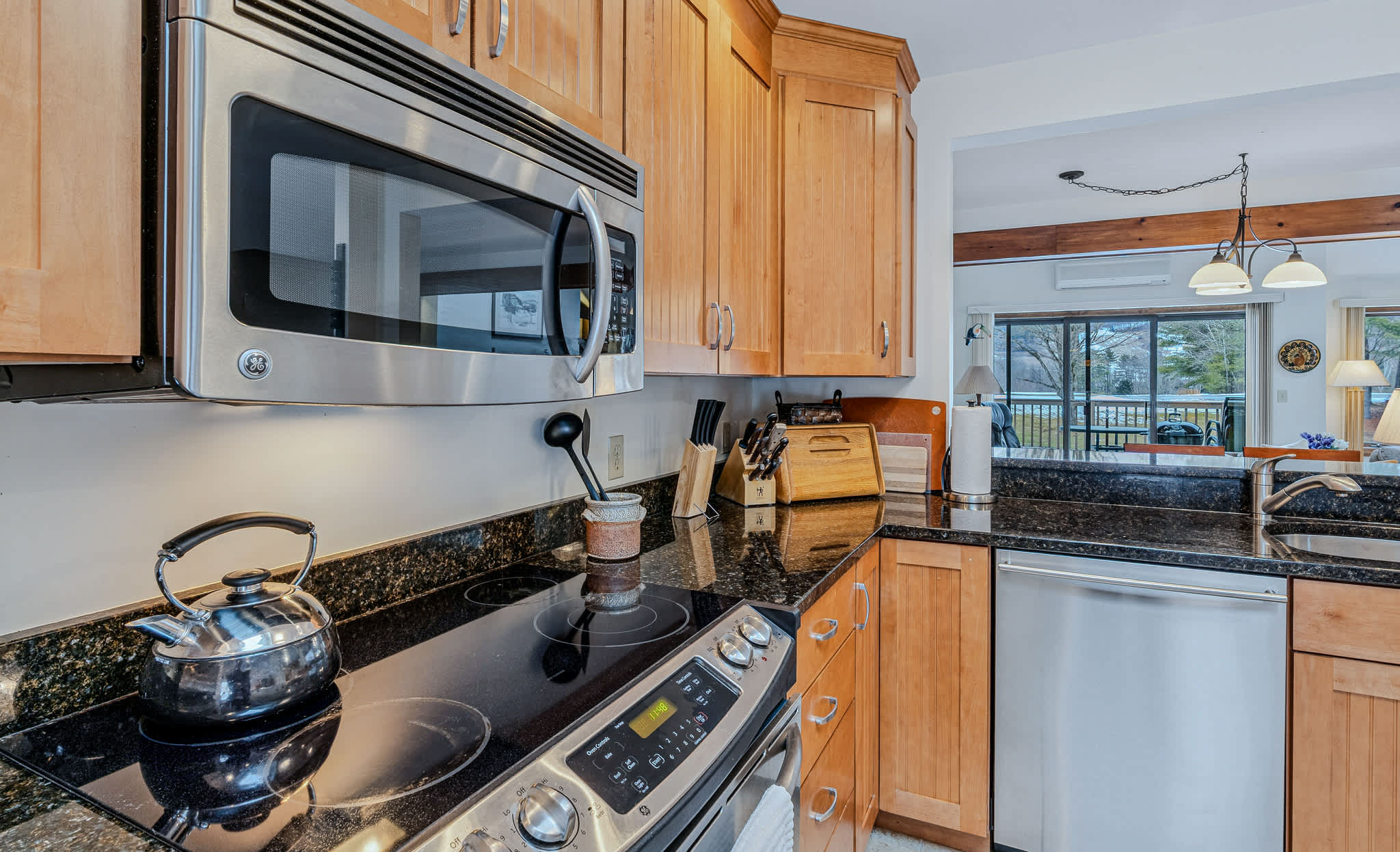 3BR Retreat, Fireplace & Deck, Club | Landmark 3C