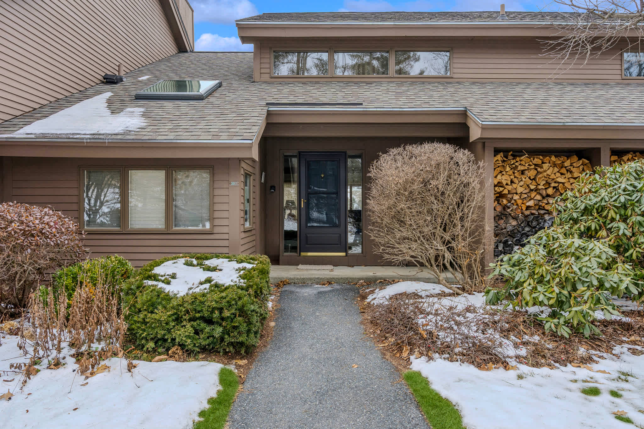 3BR Retreat, Fireplace & Deck, Club | Landmark 3C