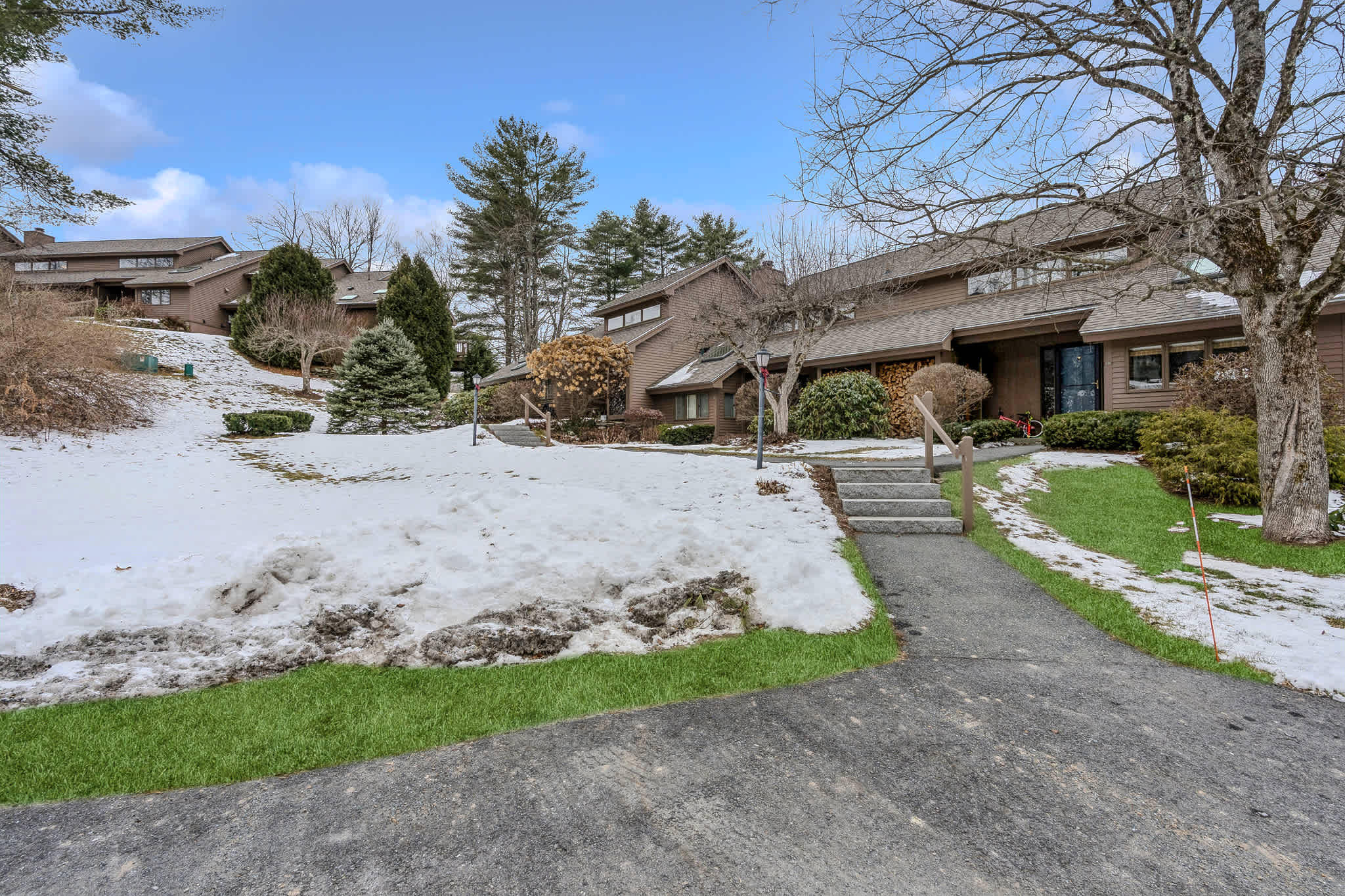 3BR Retreat, Fireplace & Deck, Club | Landmark 3C