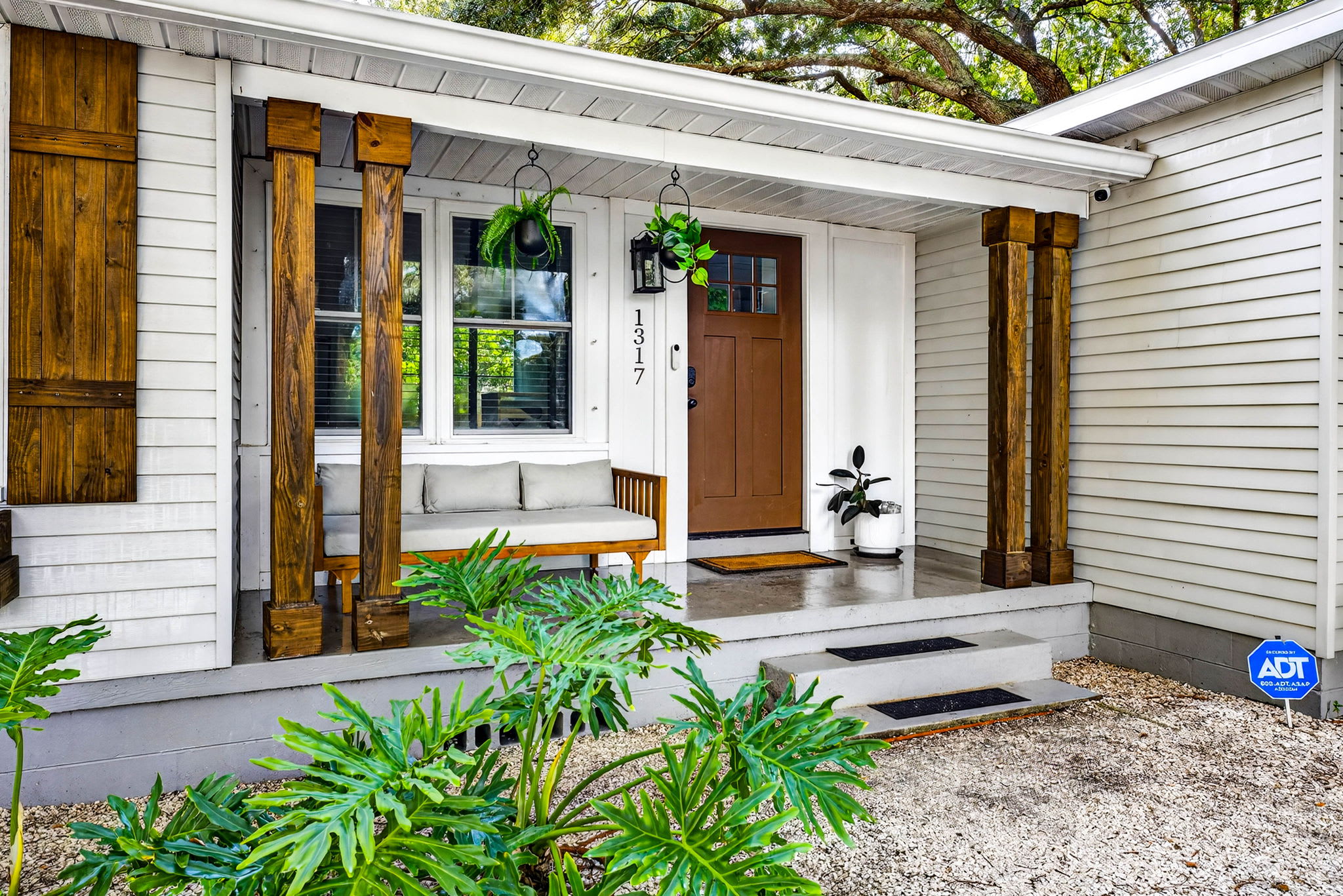 Oakshade Retreat | 3BR Home w/ Deck & Grill — Tampa, FL — vacation rental