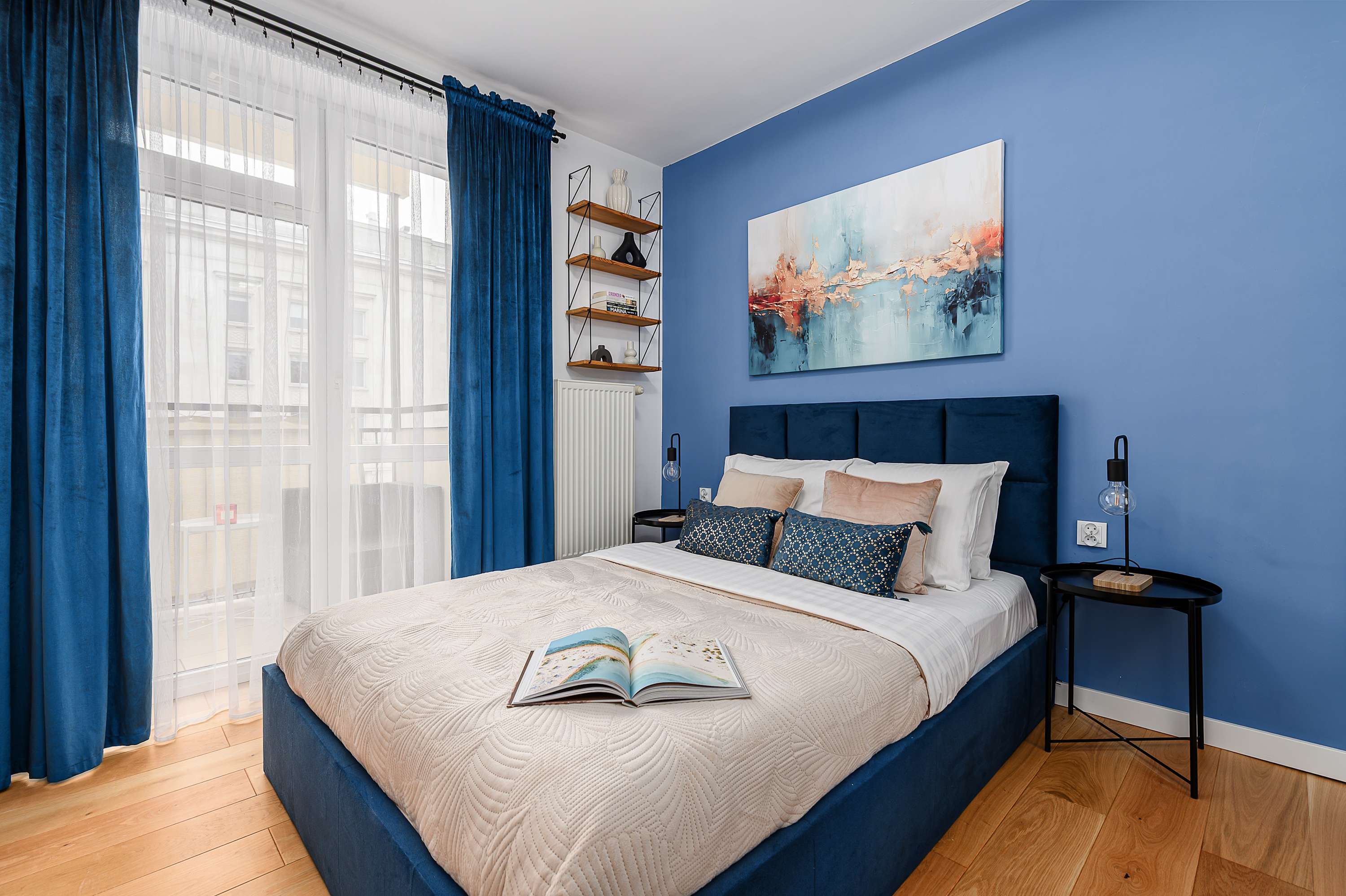 Lumina lux apartment with balcony in the center of Warsaw