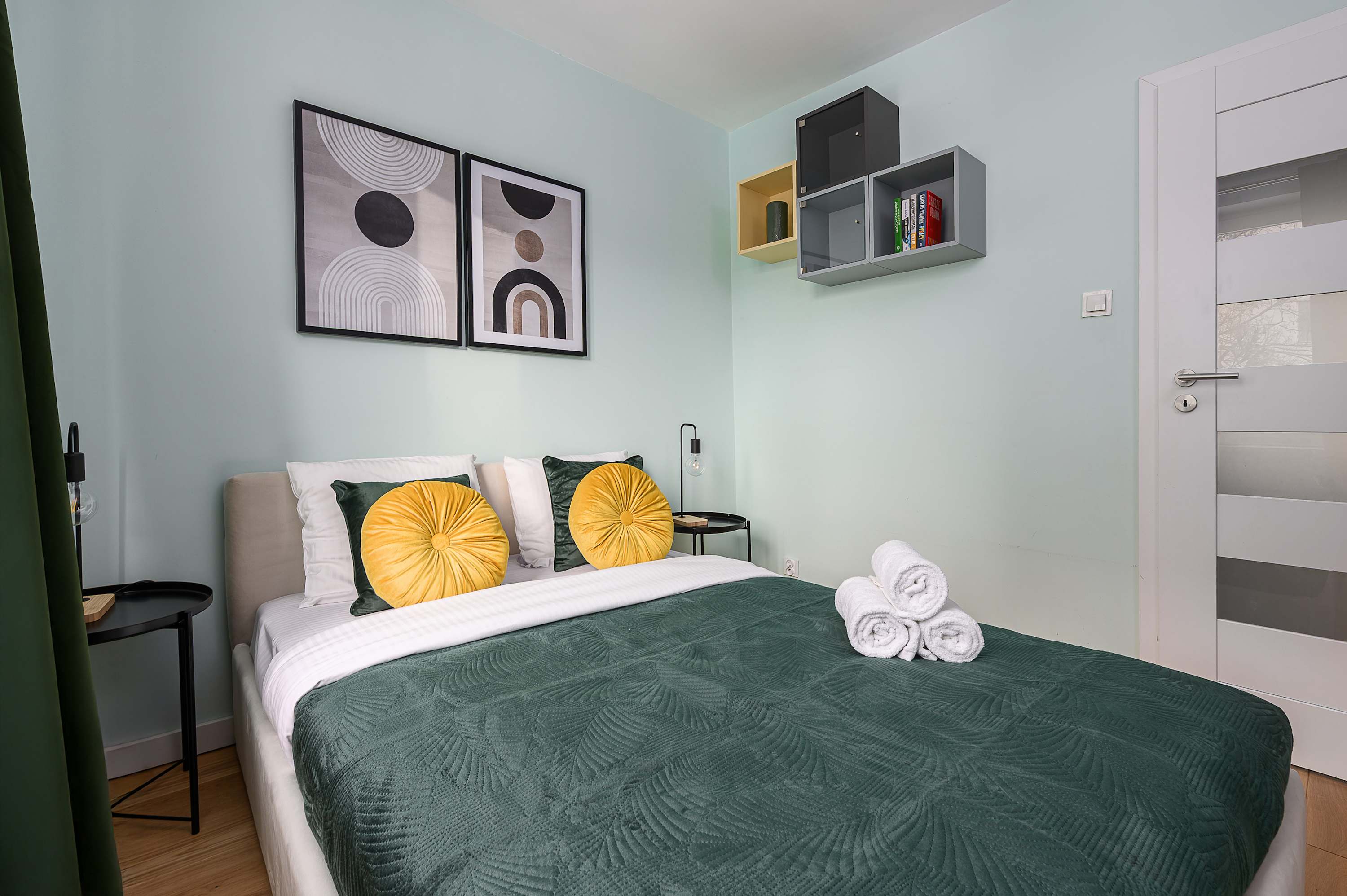 Lumina lux apartment with balcony in the center of Warsaw