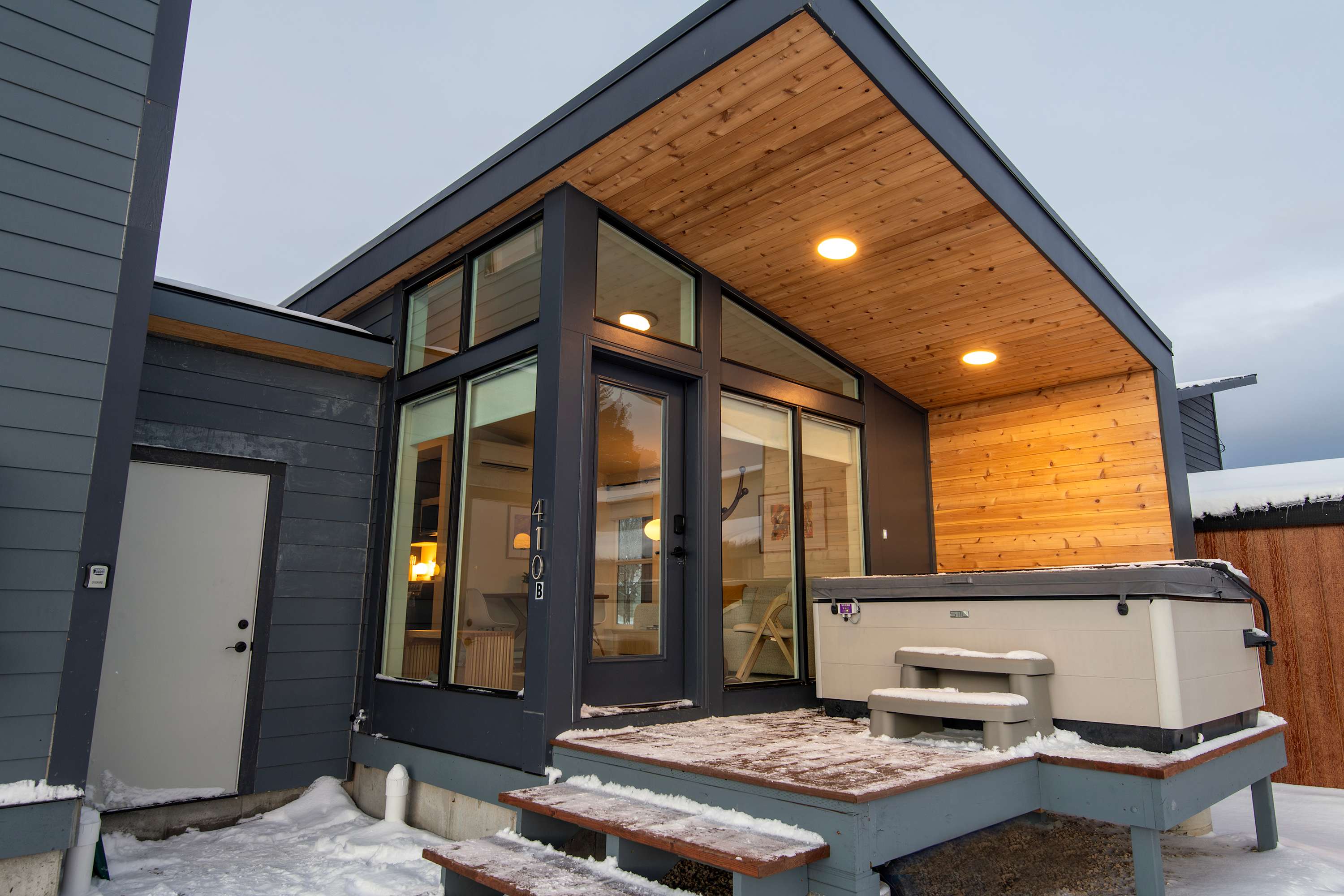 Ski Hill Nest - Modern Stay - In-Town Convenience — Driggs, ID — vacation rental
