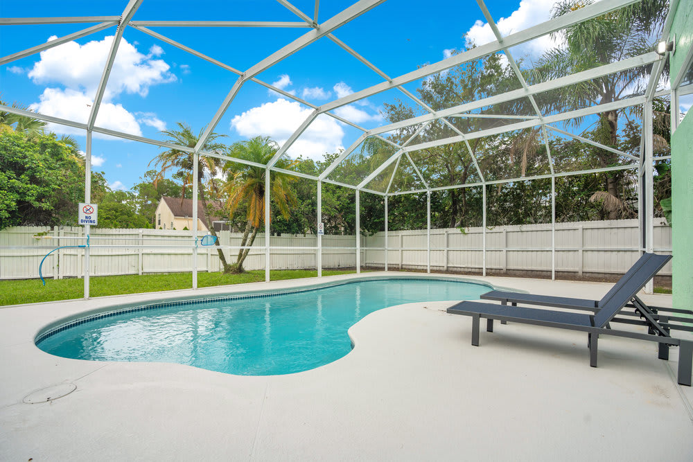 Spacious 5BR home w/ pool & backyard