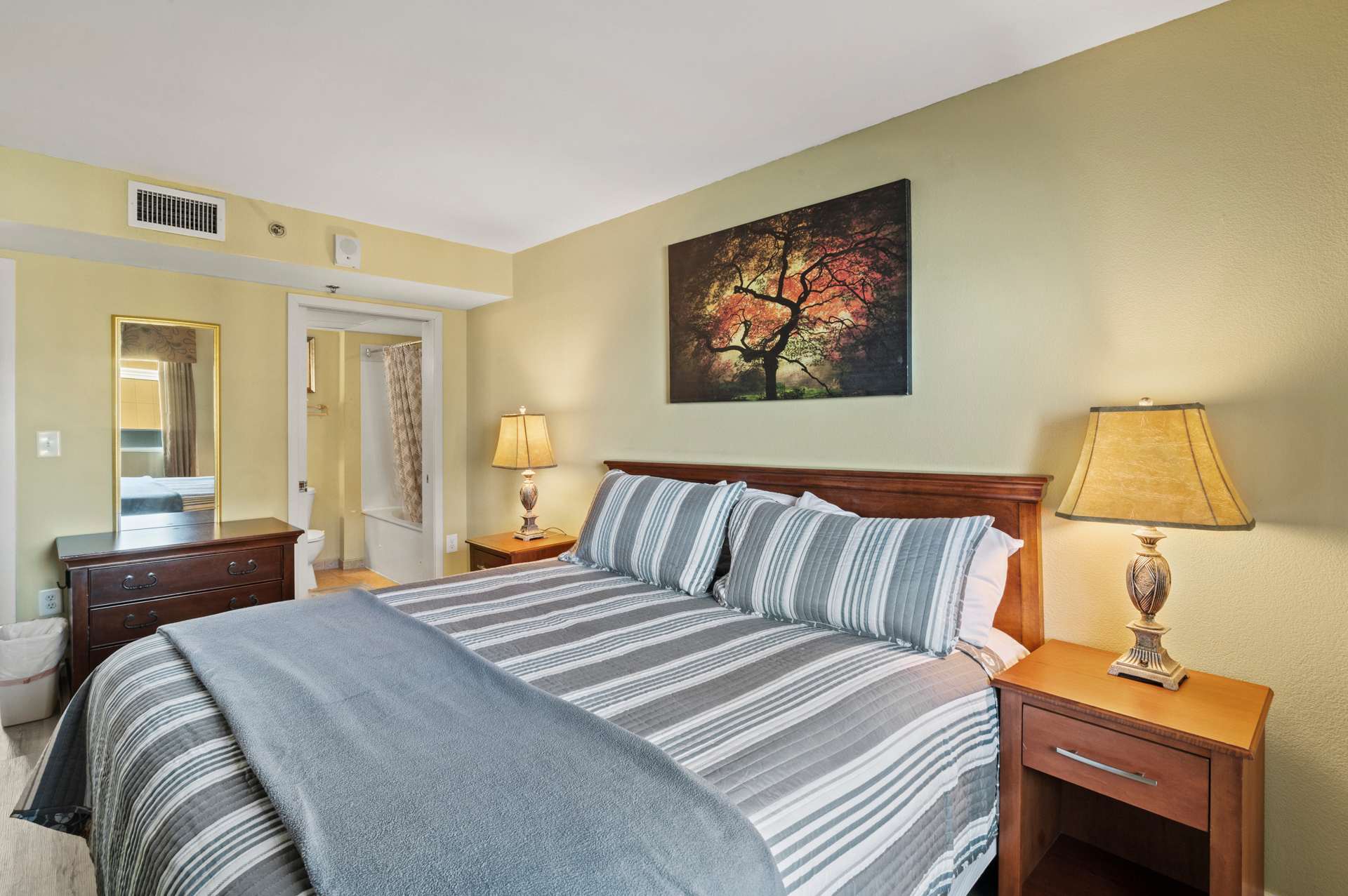 Ocean View Beach Suite w Lazy River