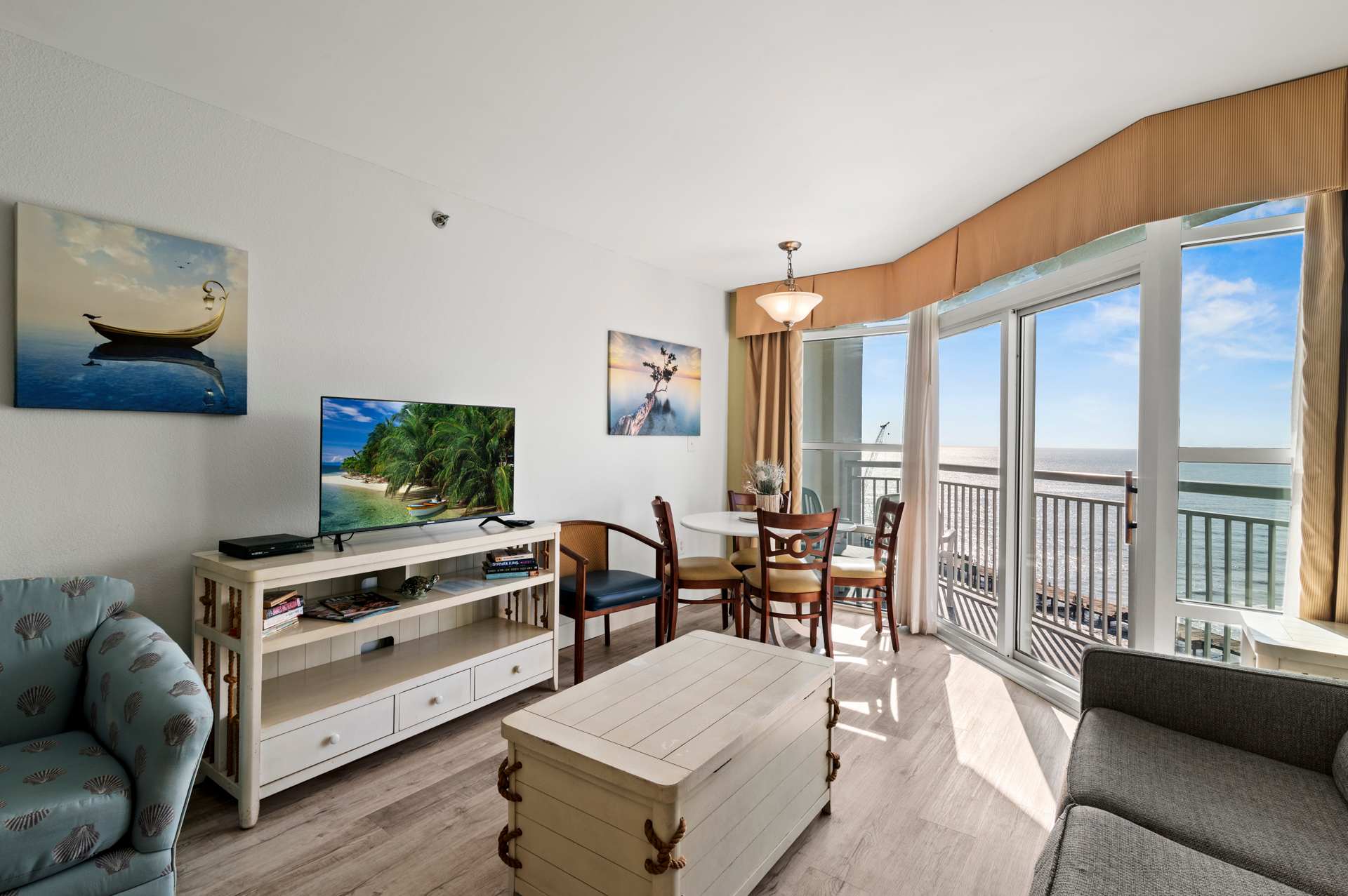 Ocean View Beach Suite w Lazy River