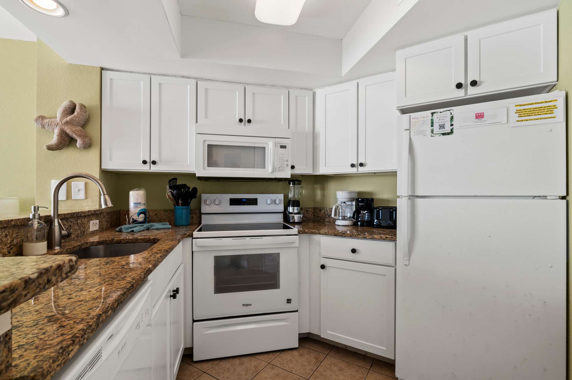 Ocean View Beach Suite w Lazy River