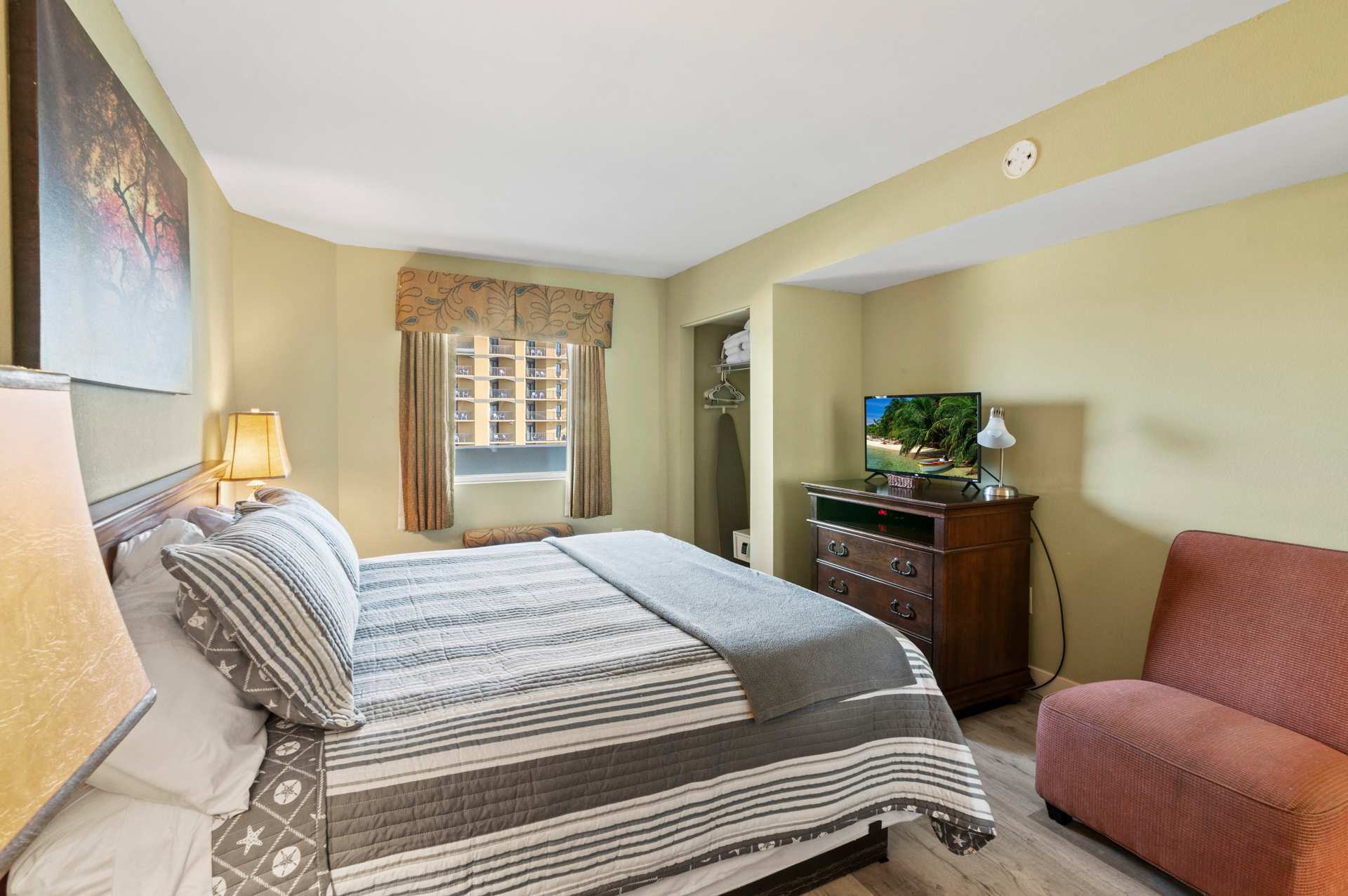 Ocean View Beach Suite w Lazy River