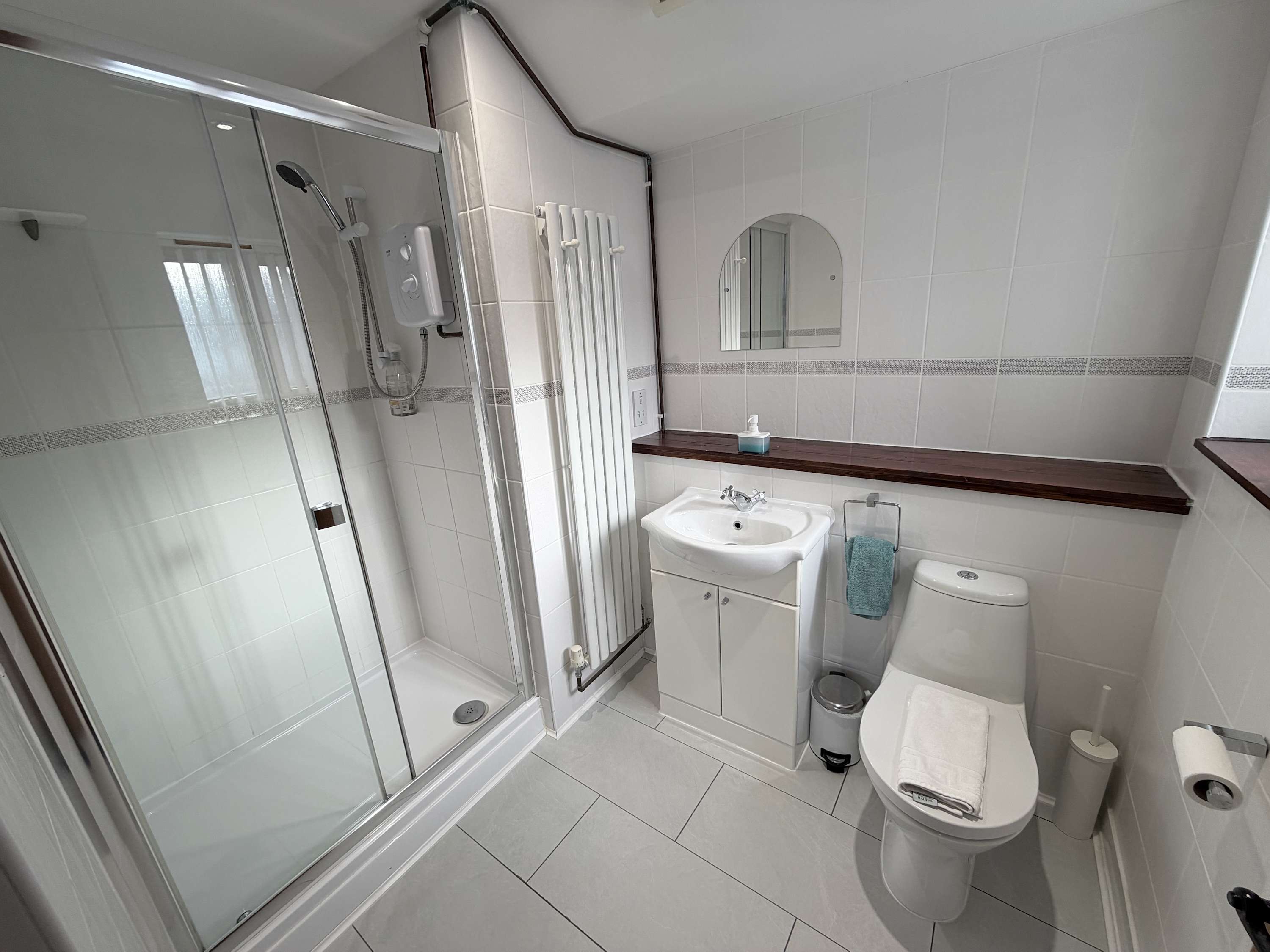 View Millbrook House Apartments 9 - One bedroom, studio ground floor apartment next to Milton Park in High Street OX14 4EL Millbrook House Apartments 9 - One bedroom, studio ground floor apartment next to Milton Park in High Street OX14 4EL - Property image 5 - VivreStays