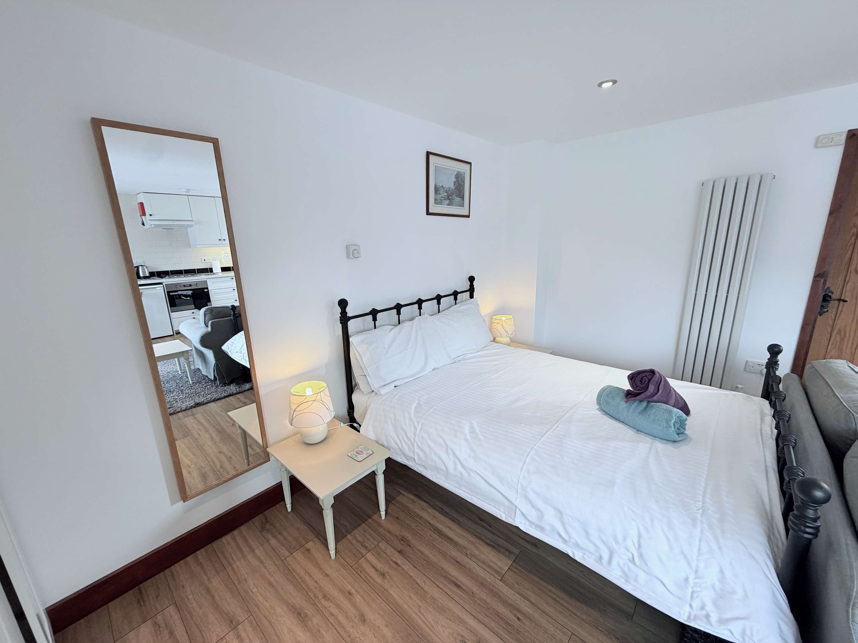 View Millbrook House Apartments 9 - One bedroom, studio ground floor apartment next to Milton Park in High Street OX14 4EL Millbrook House Apartments 9 - One bedroom, studio ground floor apartment next to Milton Park in High Street OX14 4EL - Property image 8 - VivreStays