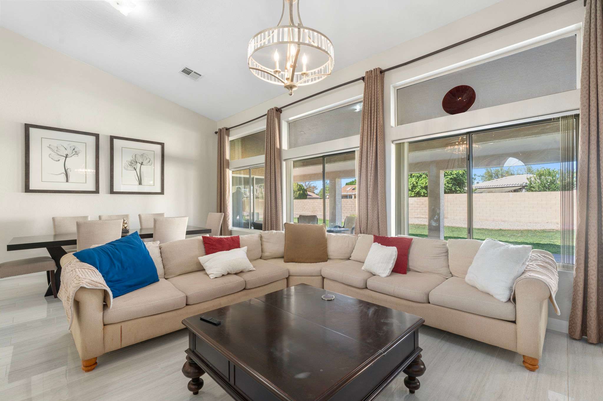 Spacious 4BR Home,Patio,Huge Yard,Sleeps 18,Grill — Gilbert, AZ — vacation rental