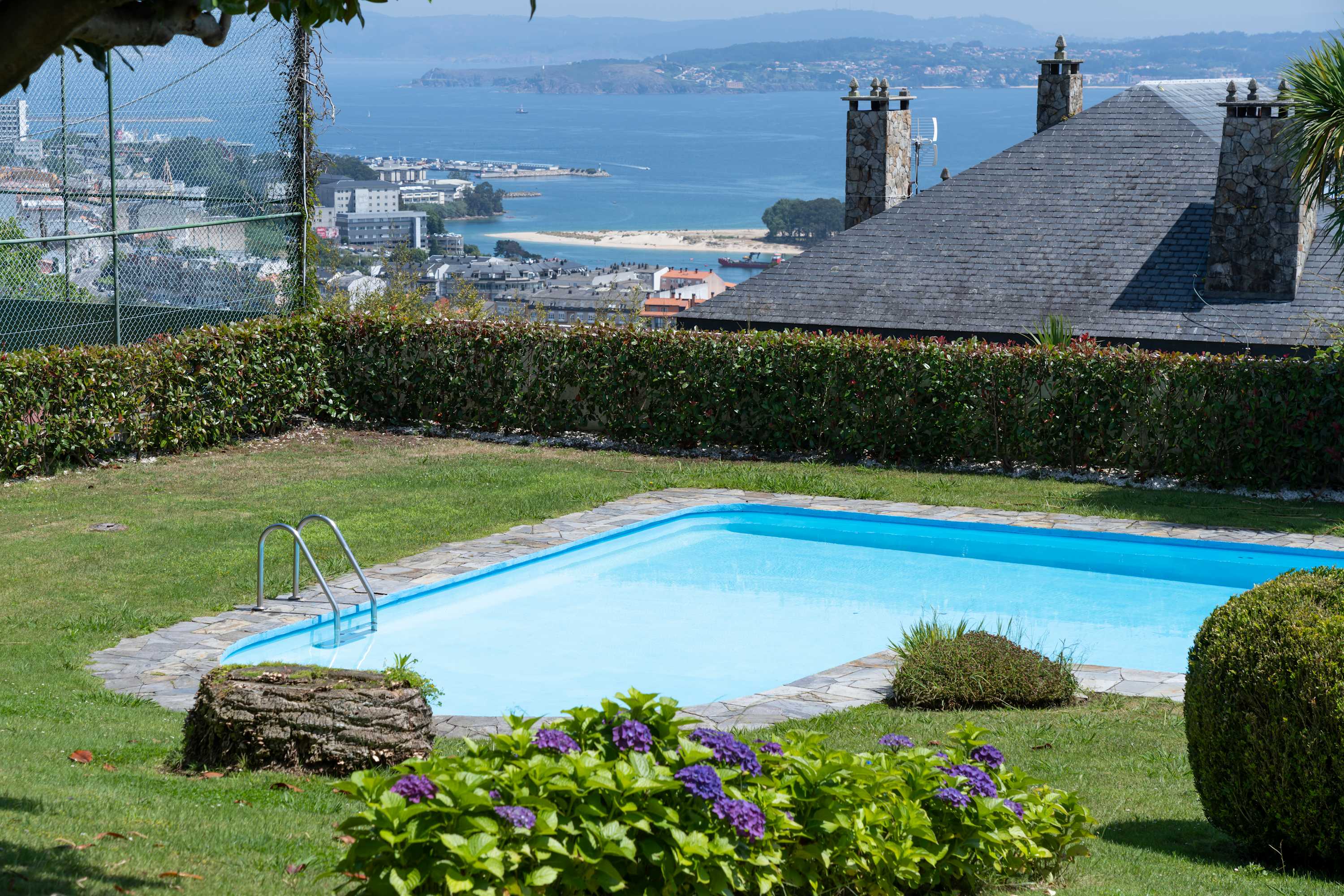 Galicia Holliday