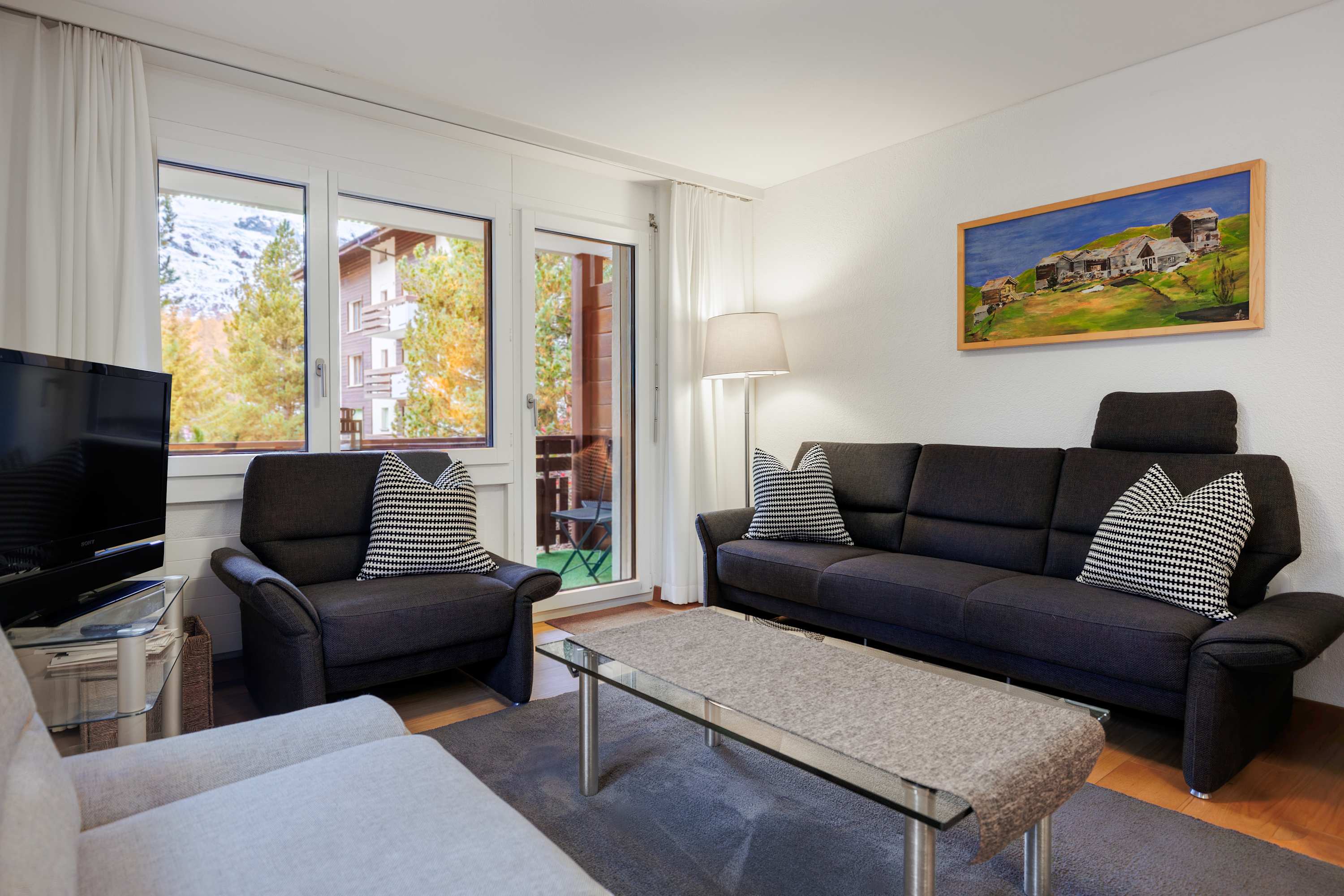 Everest E: Two-bedroom flat in quiet area — Saas-Fee, Valais — vacation rental
