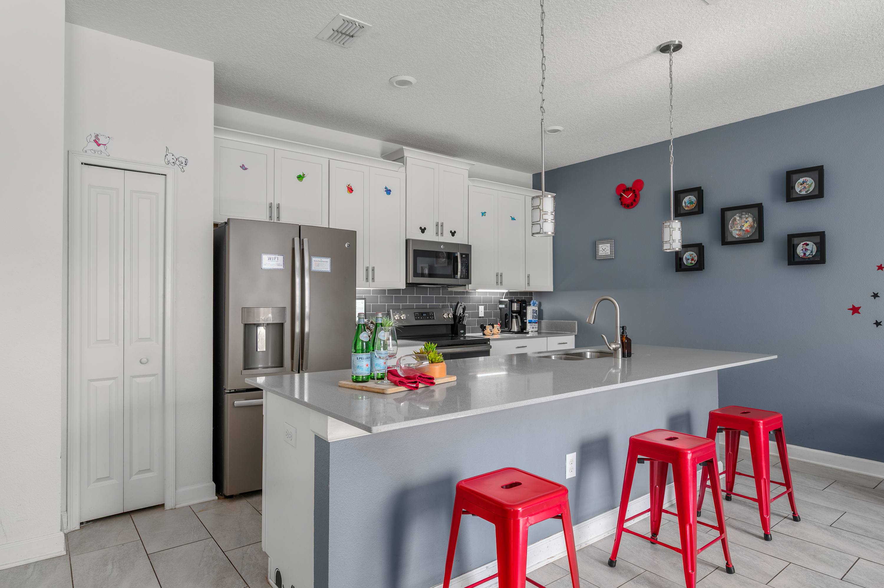 Townhouse w/ pool & resort access