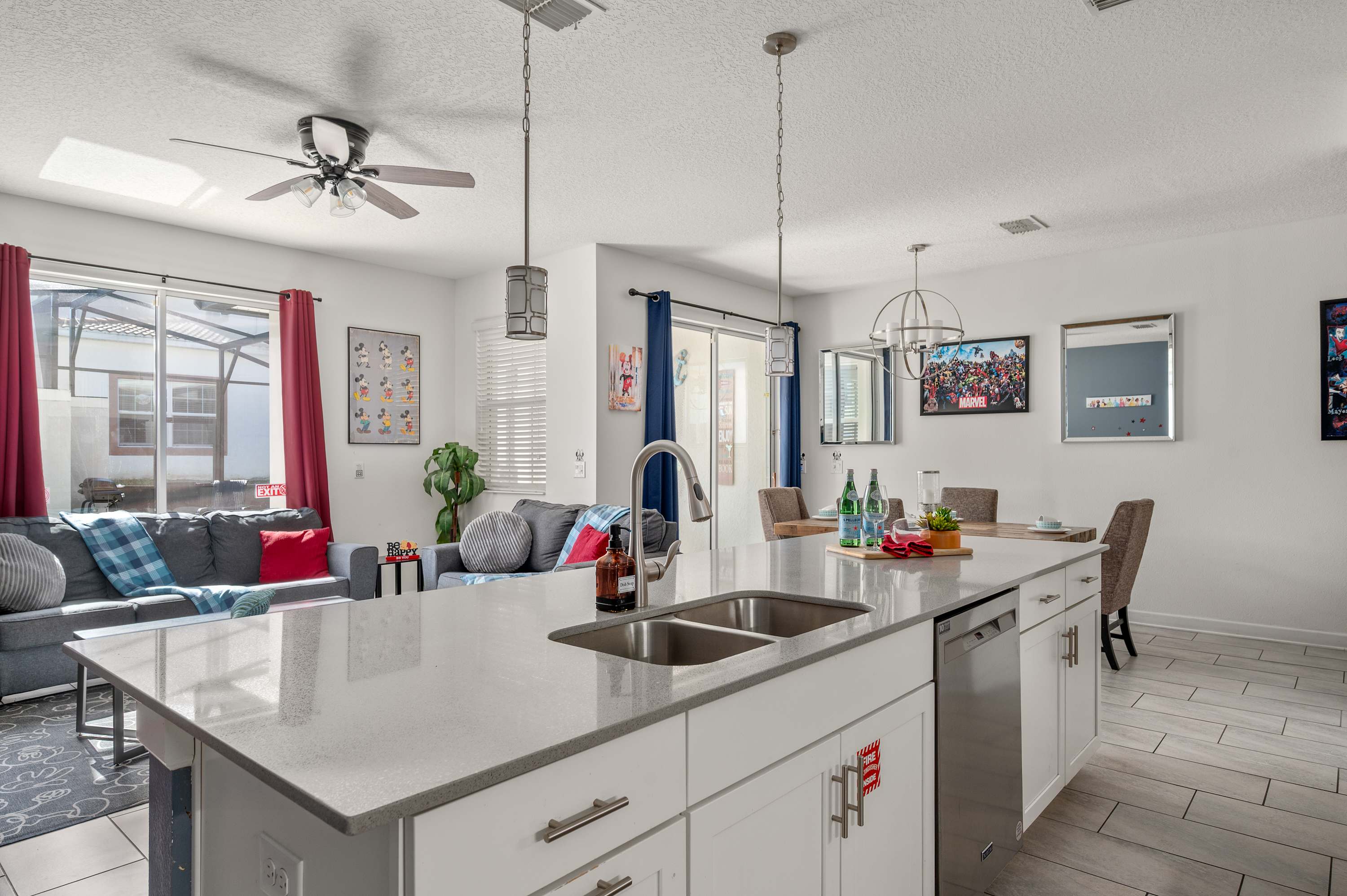 Townhouse w/ pool & resort access