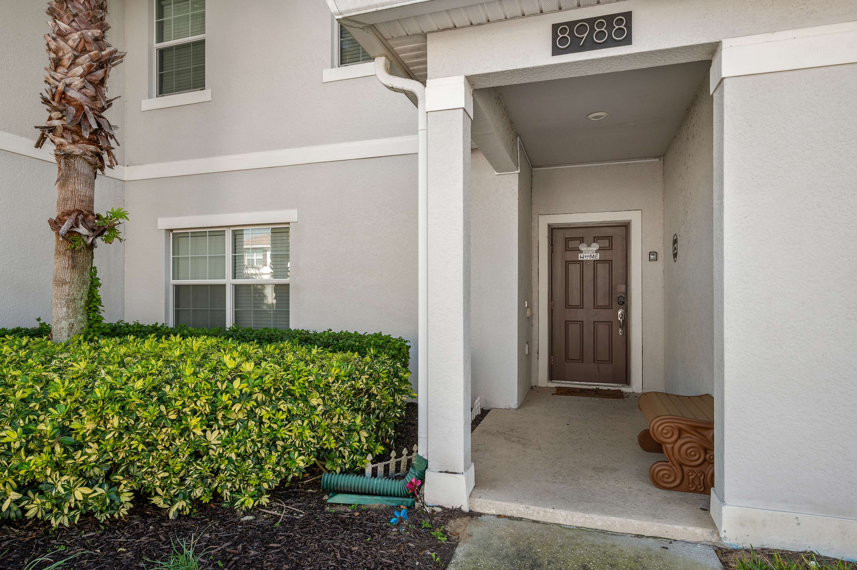 Townhouse w/ pool & resort access