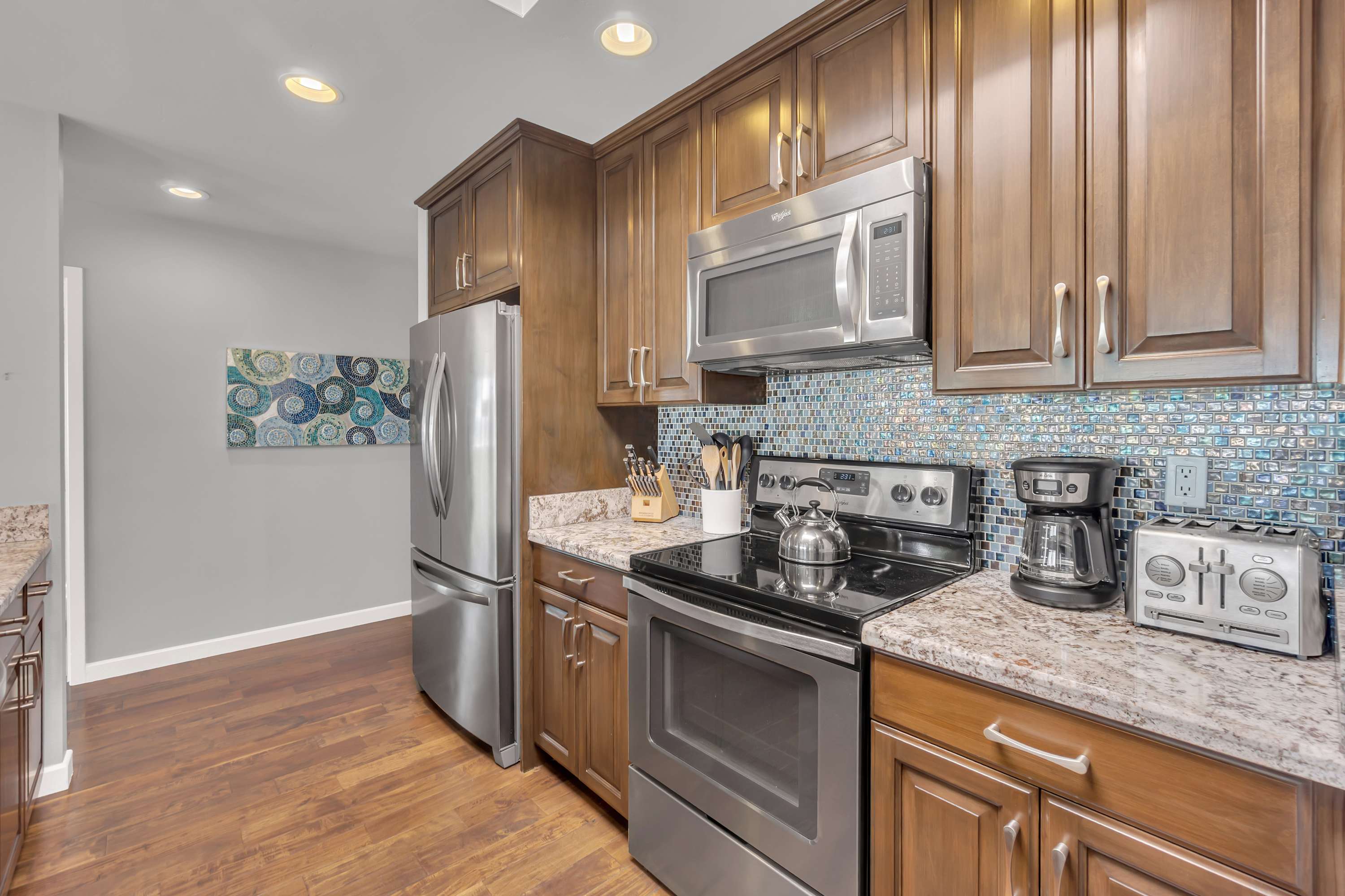 600 E Oceanfront 3G | Modern Penthouse Condo w/Ocean Views 5