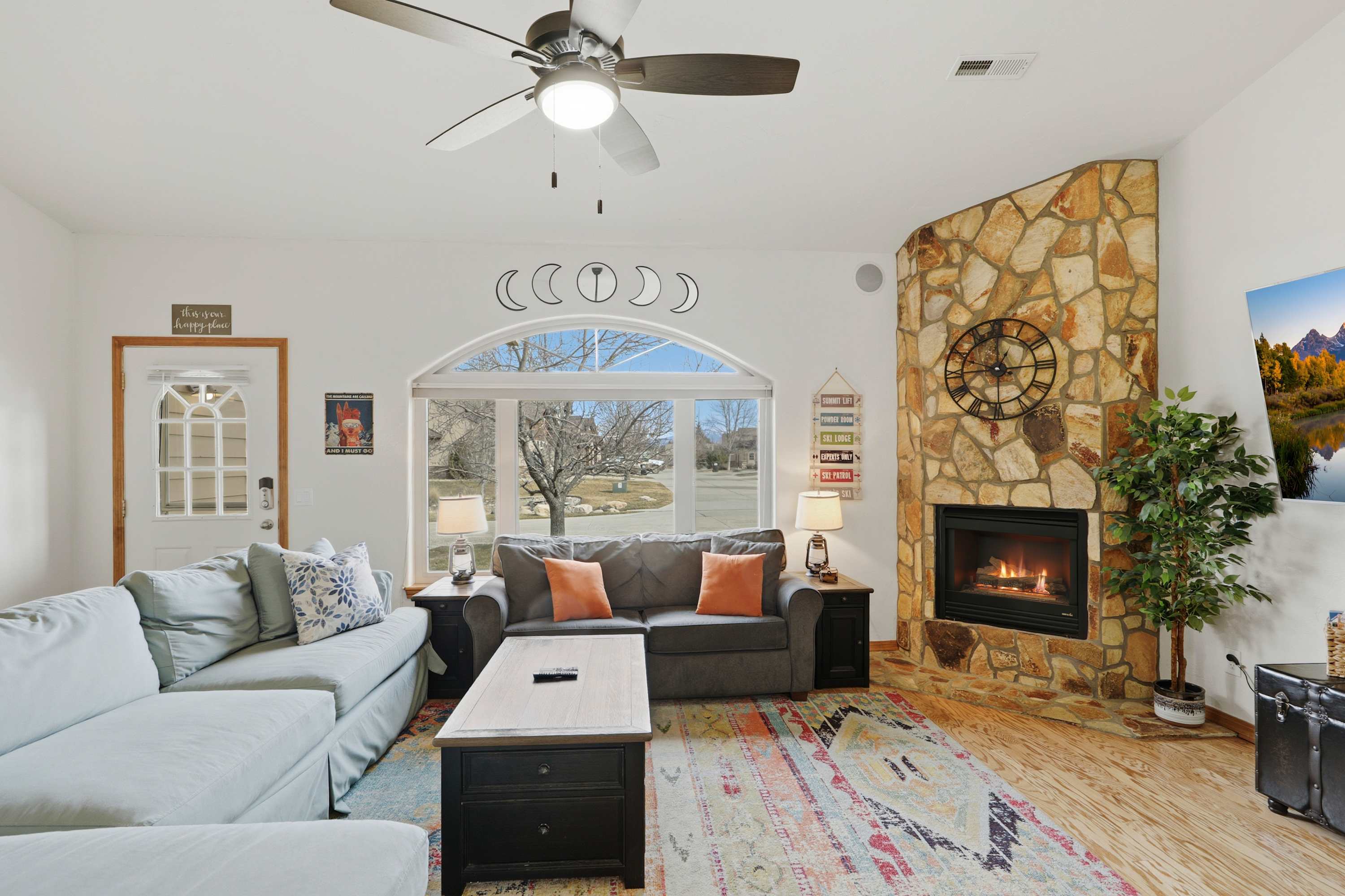 No Stairs | Pet-Friendly Summer Stay | Walk to Lakes — Pagosa Springs, CO — vacation rental