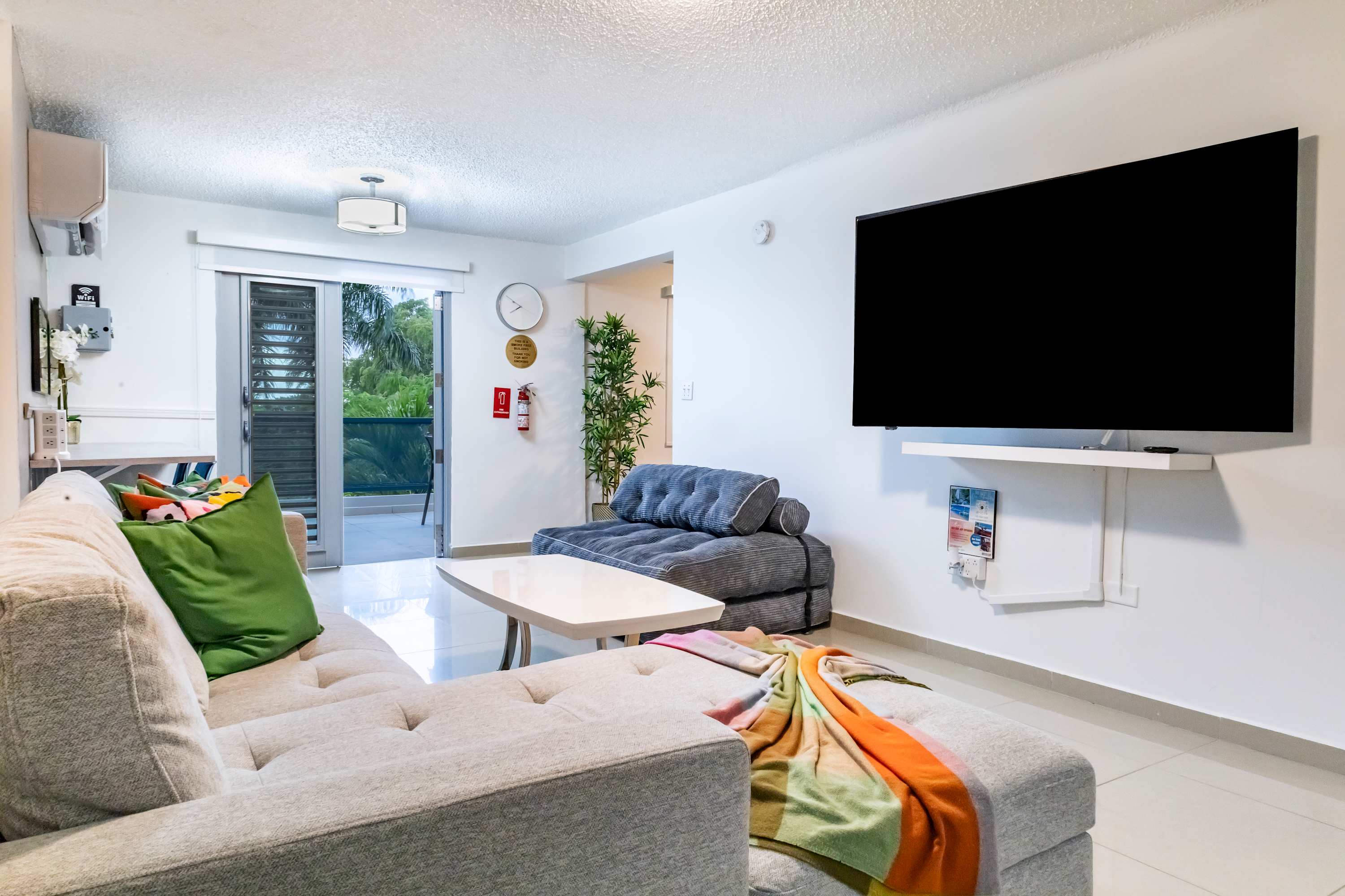 AQUA Ville Moderna · Serene 16BR Villa with Pool - Property photo