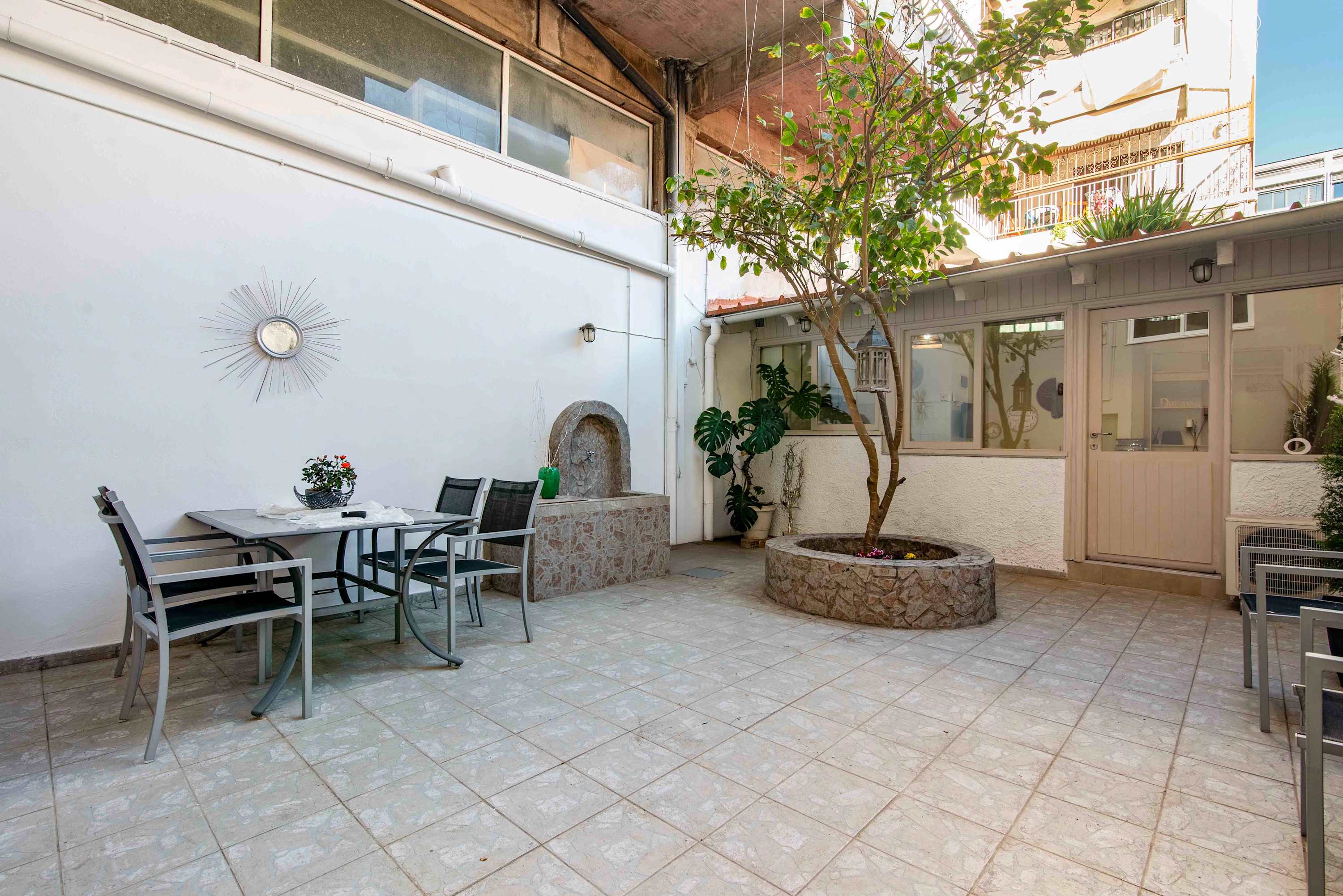 Athens Cozy Nest - Prime & Central Location — Athina, Akadimia Platonos — vacation rental