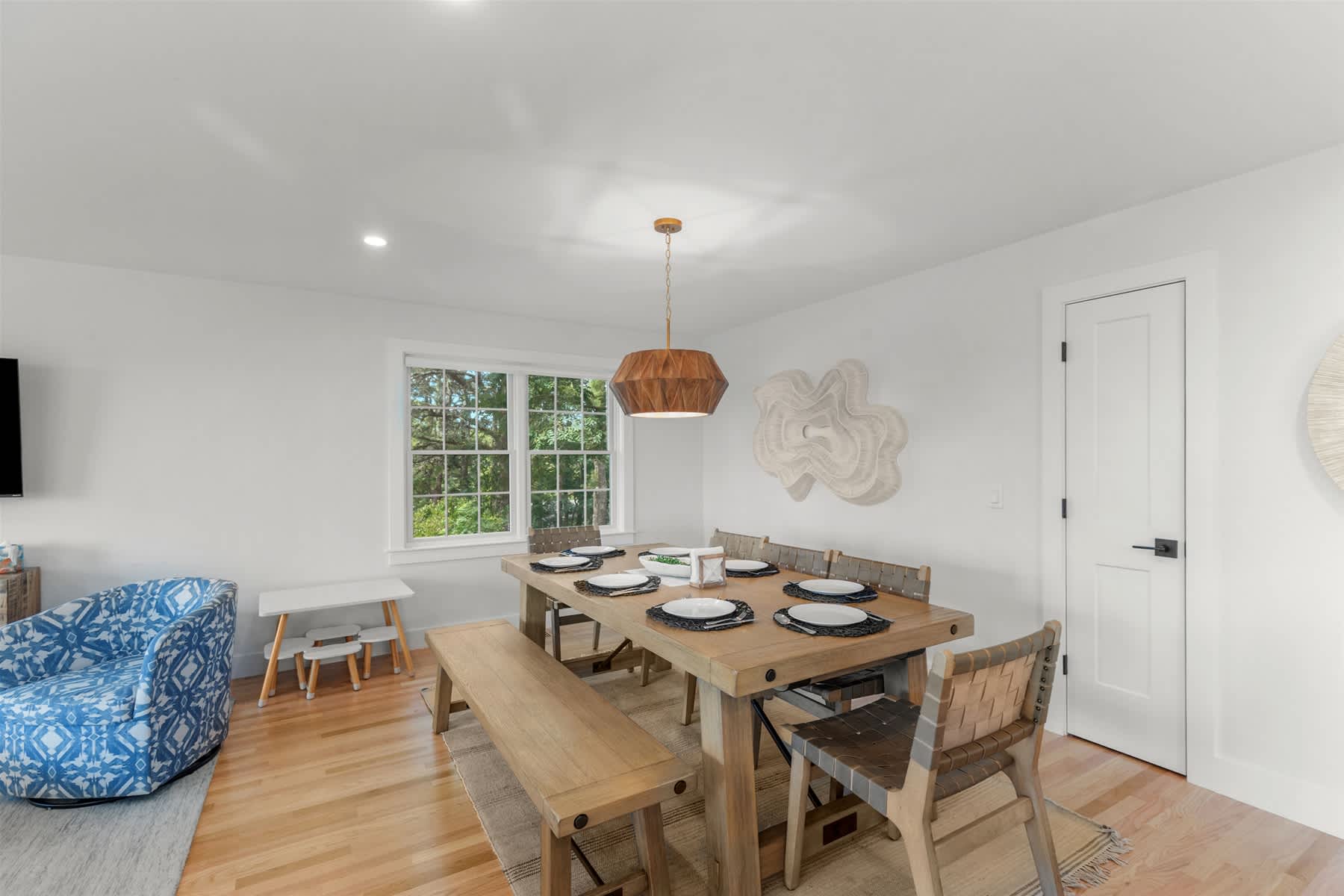 New 2026 Newly Built 3BR Coastal Retreat Steps from Mayo Beach 2