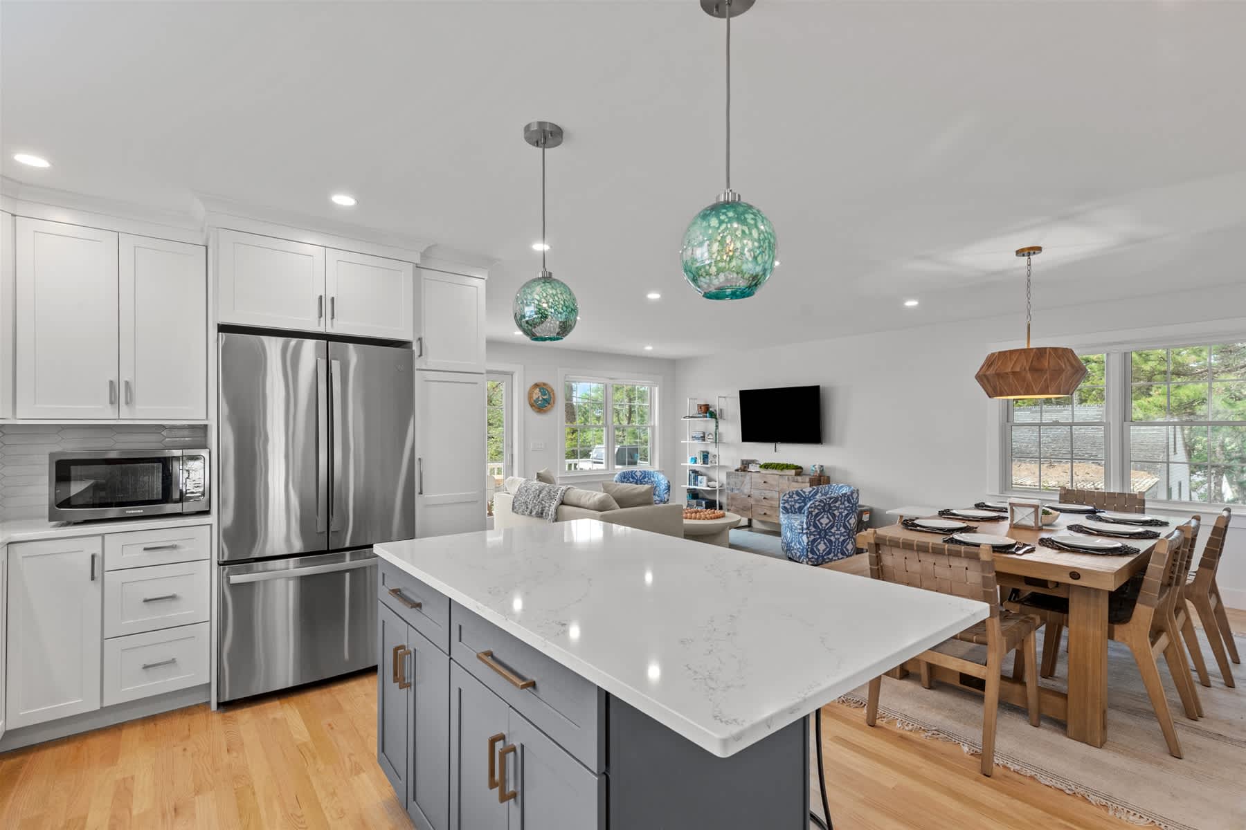 New 2026 Newly Built 3BR Coastal Retreat Steps from Mayo Beach 5