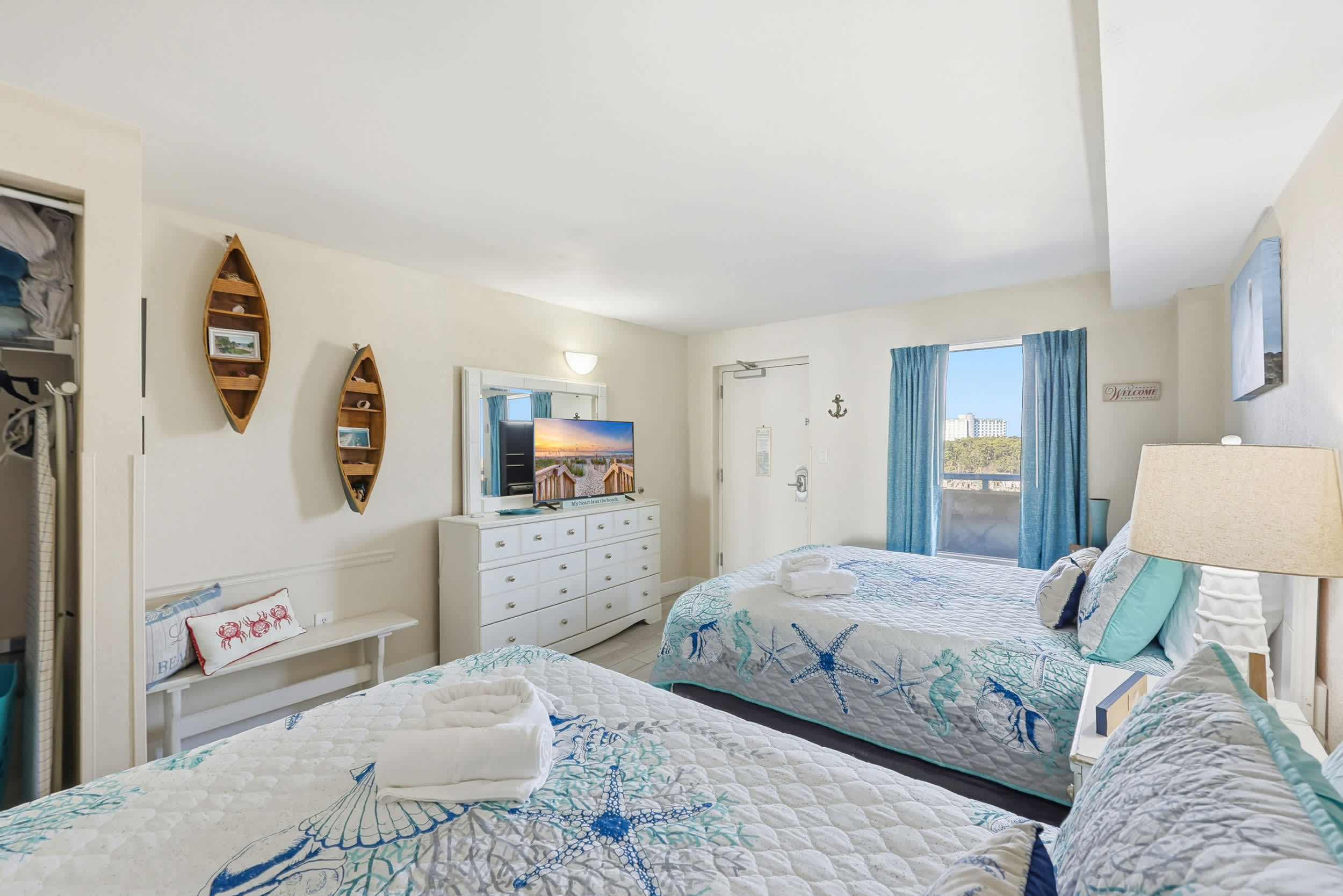 Sapphire Sea at Boardwalk Tower w Lazy River