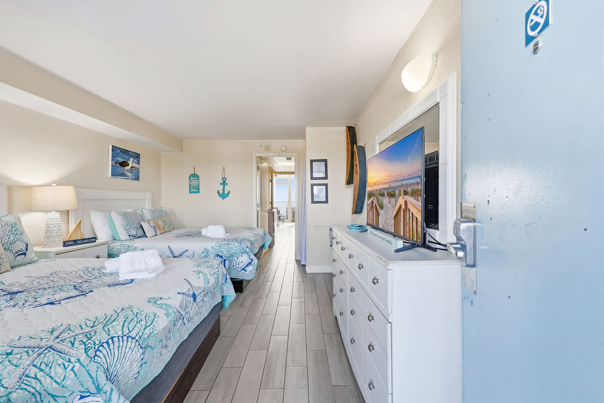 Sapphire Sea at Boardwalk Tower w Lazy River