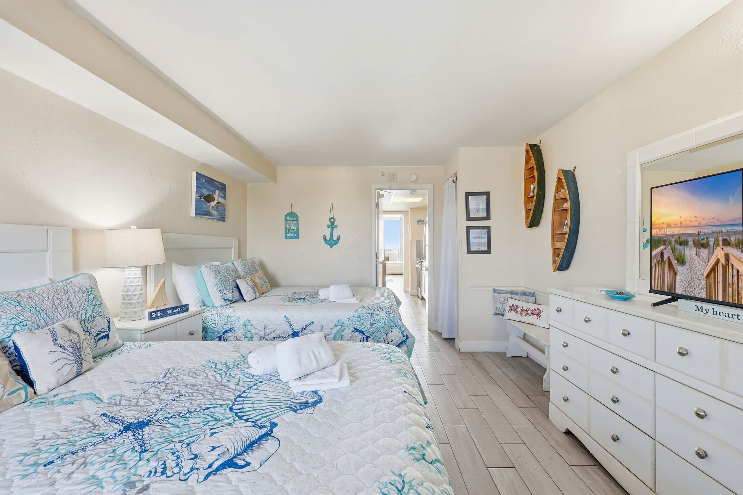 Sapphire Sea at Boardwalk Tower w Lazy River