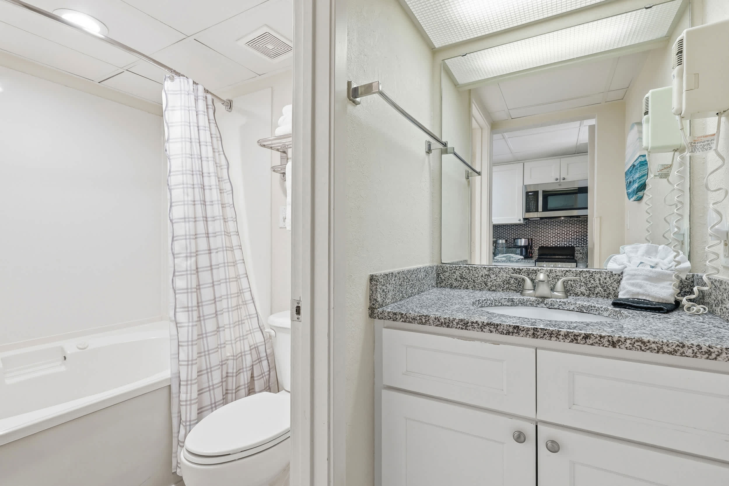 Sapphire Sea at Boardwalk Tower w Lazy River