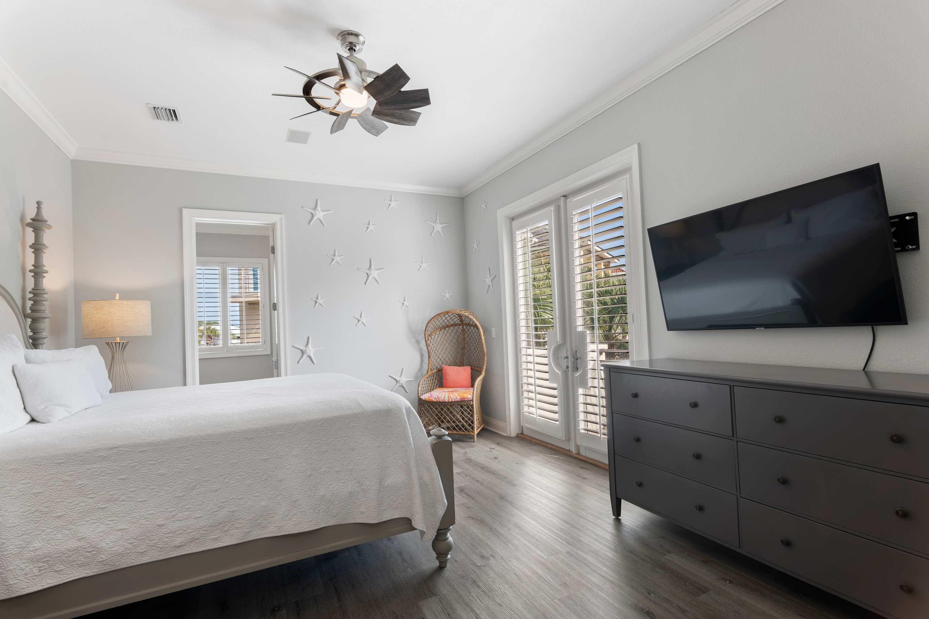 Prime Spot in Destiny by the Sea with a Pool & Spa