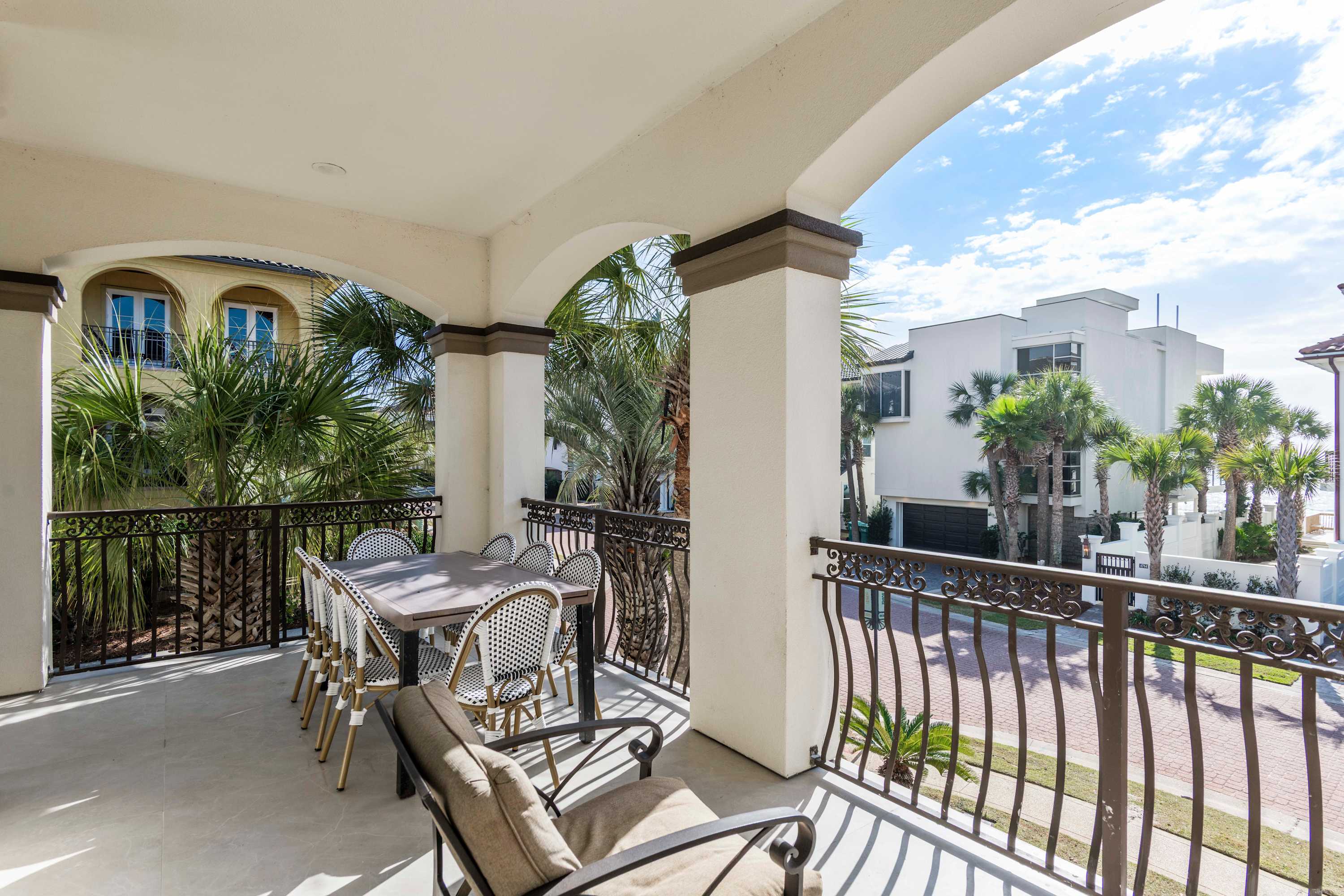 Prime Spot in Destiny by the Sea with a Pool & Spa