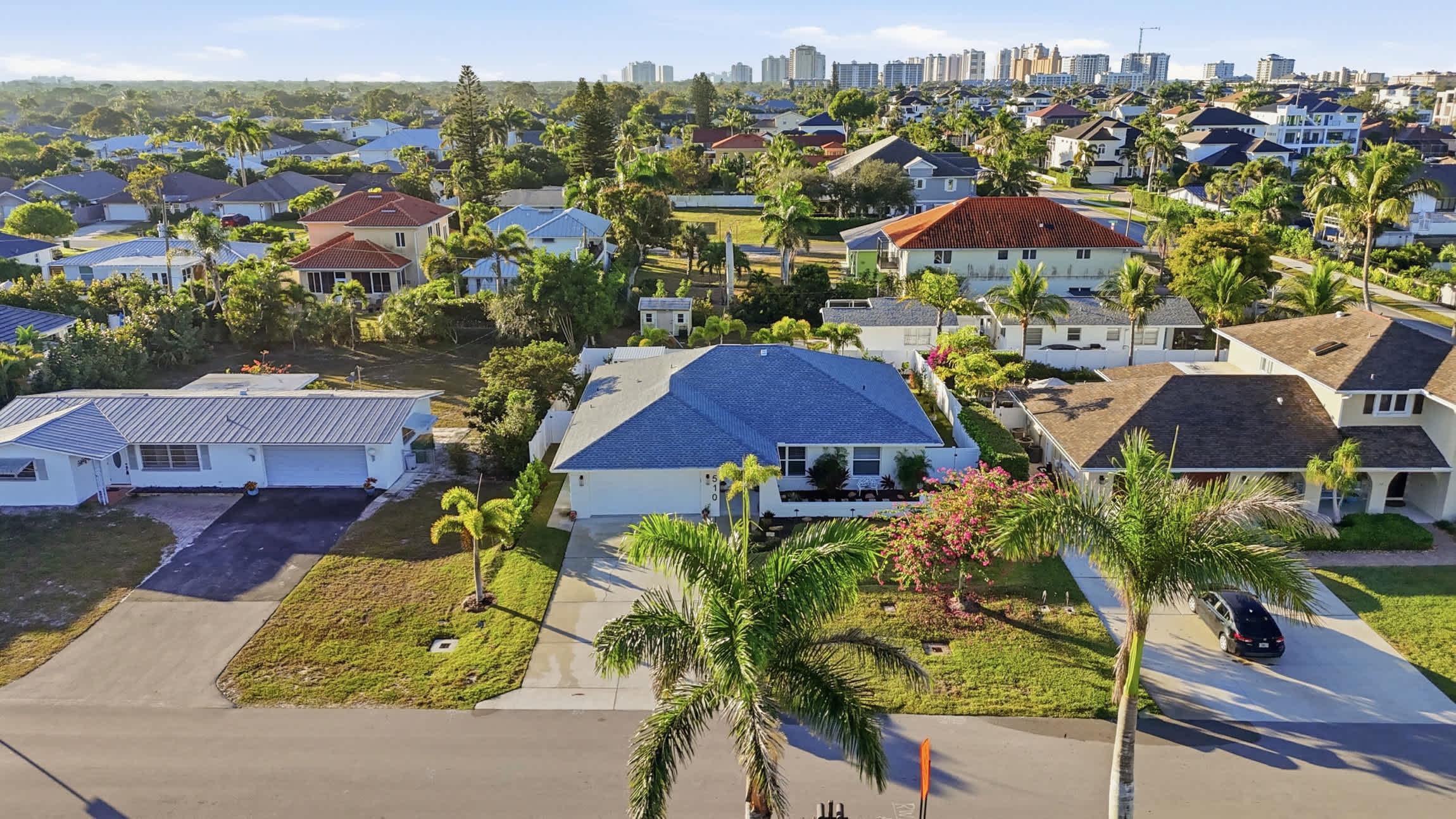 Pet Friendly Pool Spa Home with EV Charger | Photo 39