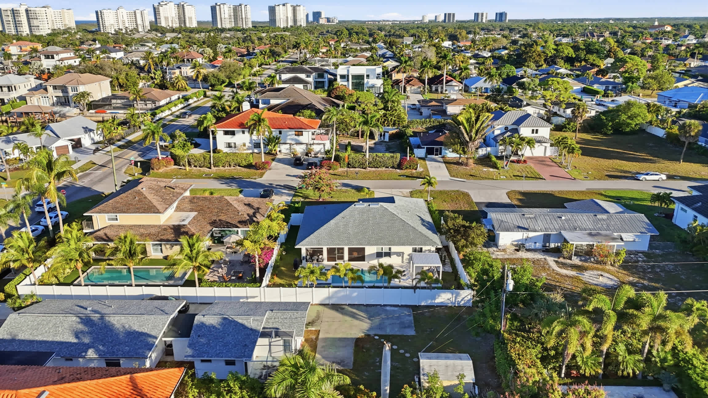 Pet Friendly Pool Spa Home with EV Charger | Photo 52