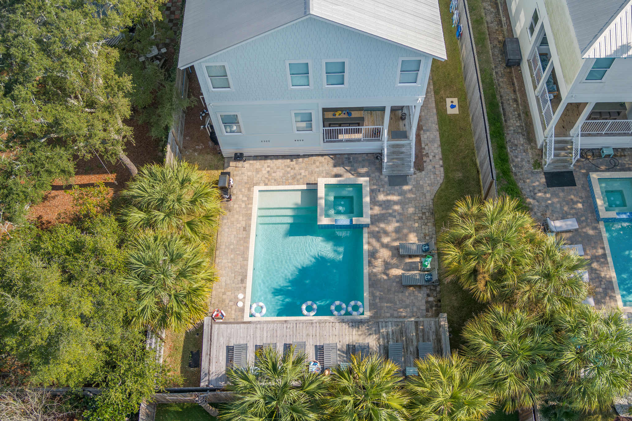 Enchanting Oasis: Private Pool, Spa, Gated Beach Access, Bikes