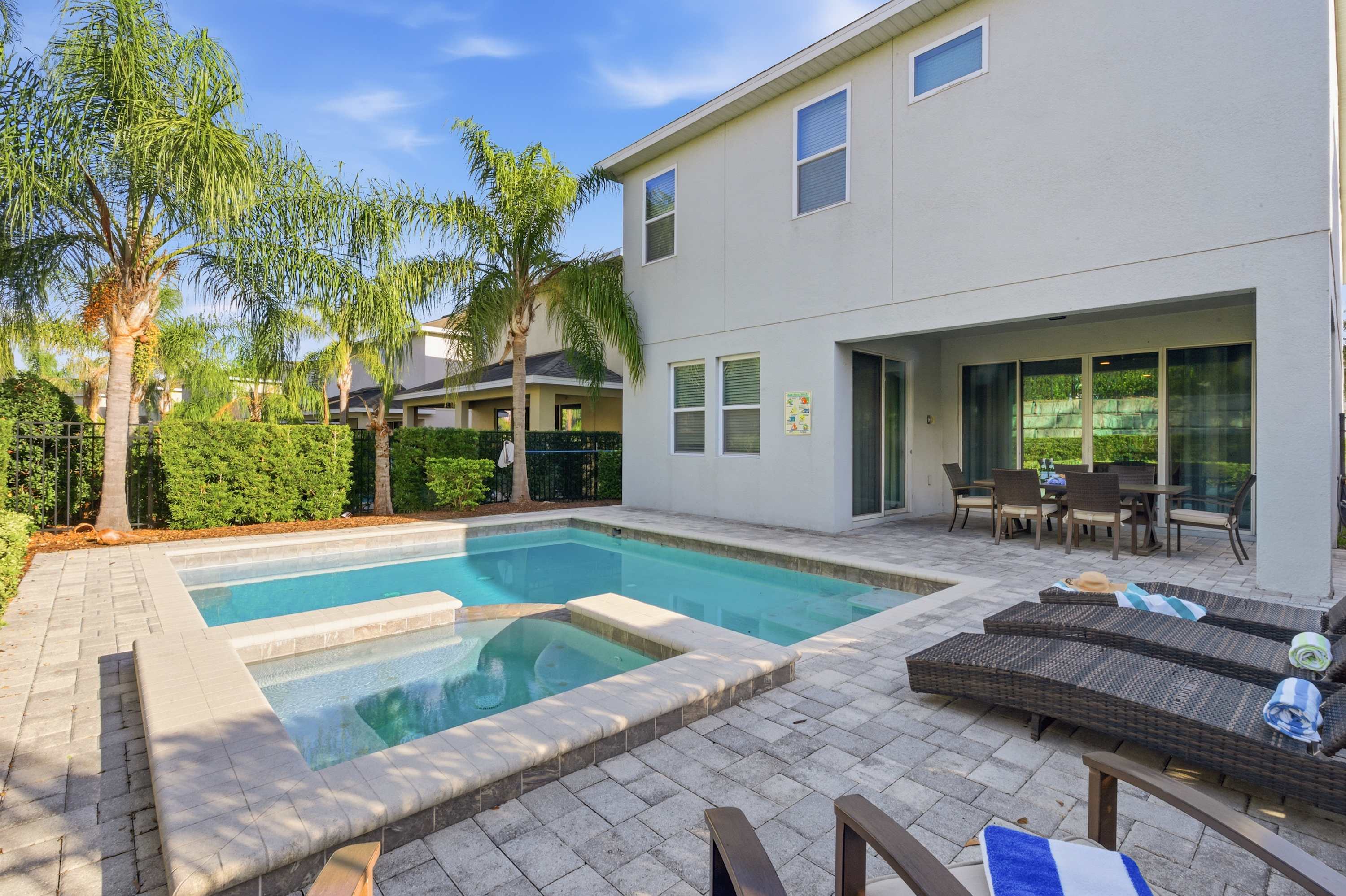 Spacious retreat w/ pool & hot tub