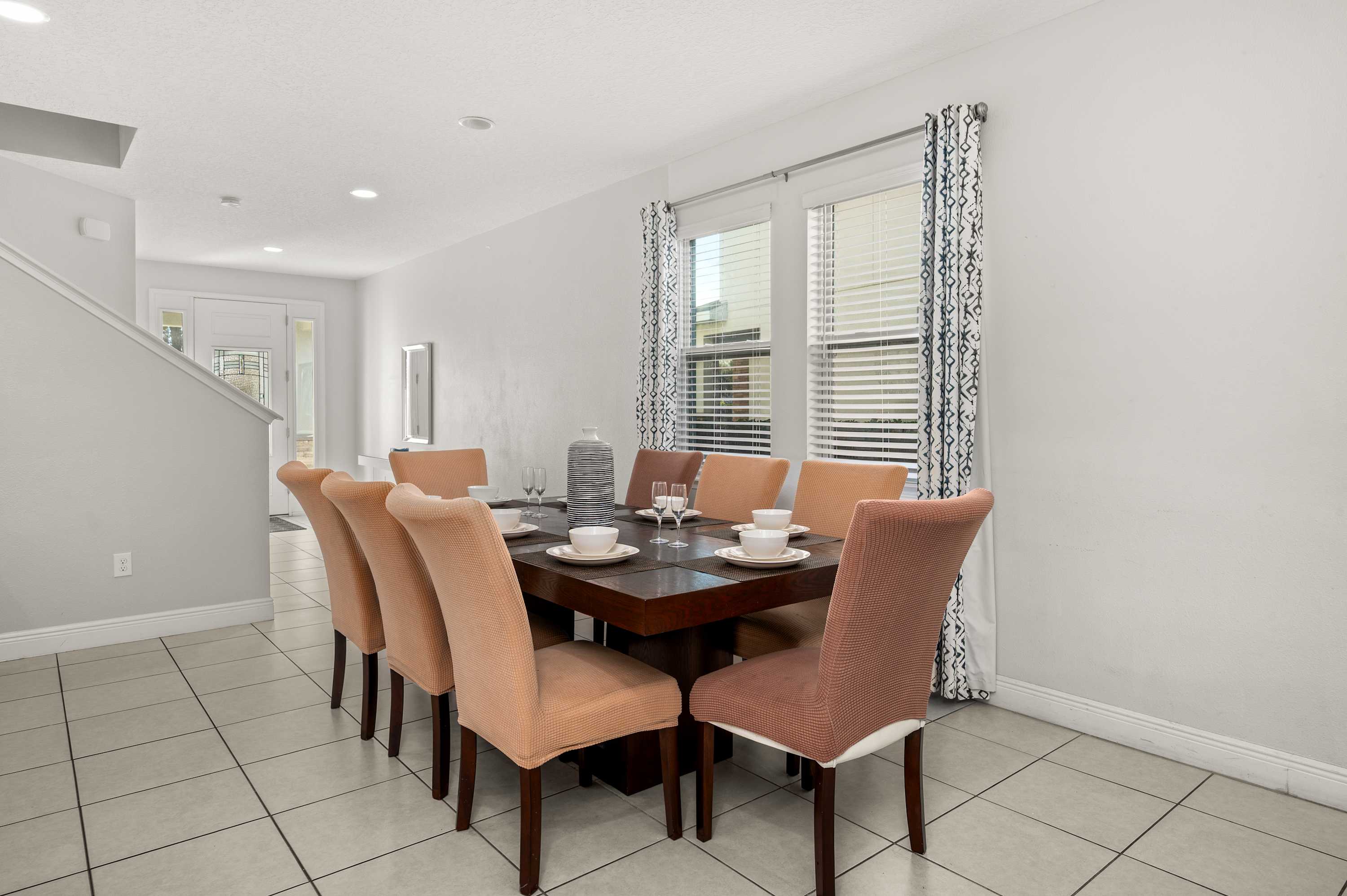 Spacious retreat w/ pool & hot tub