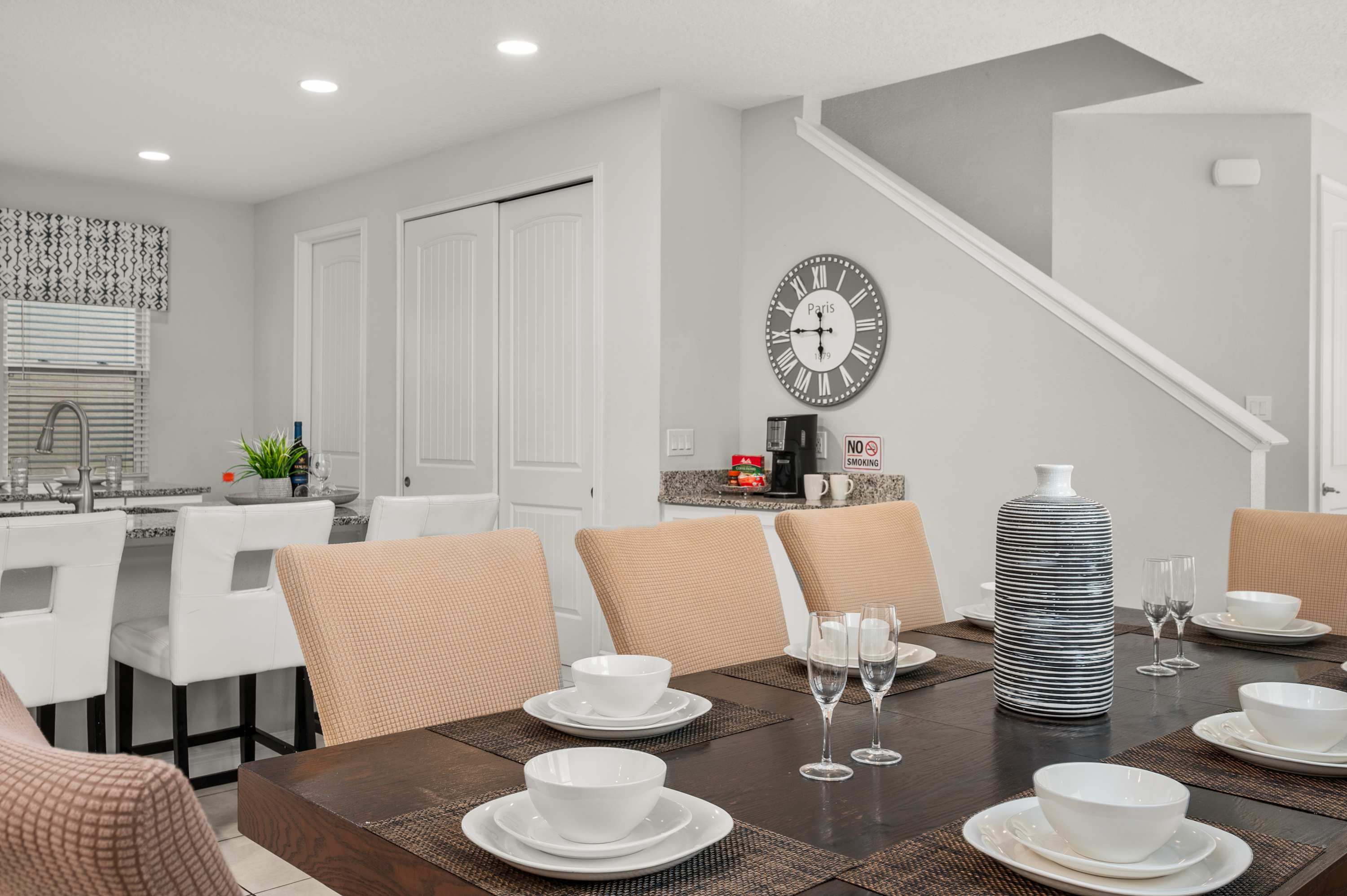 Spacious retreat w/ pool & hot tub