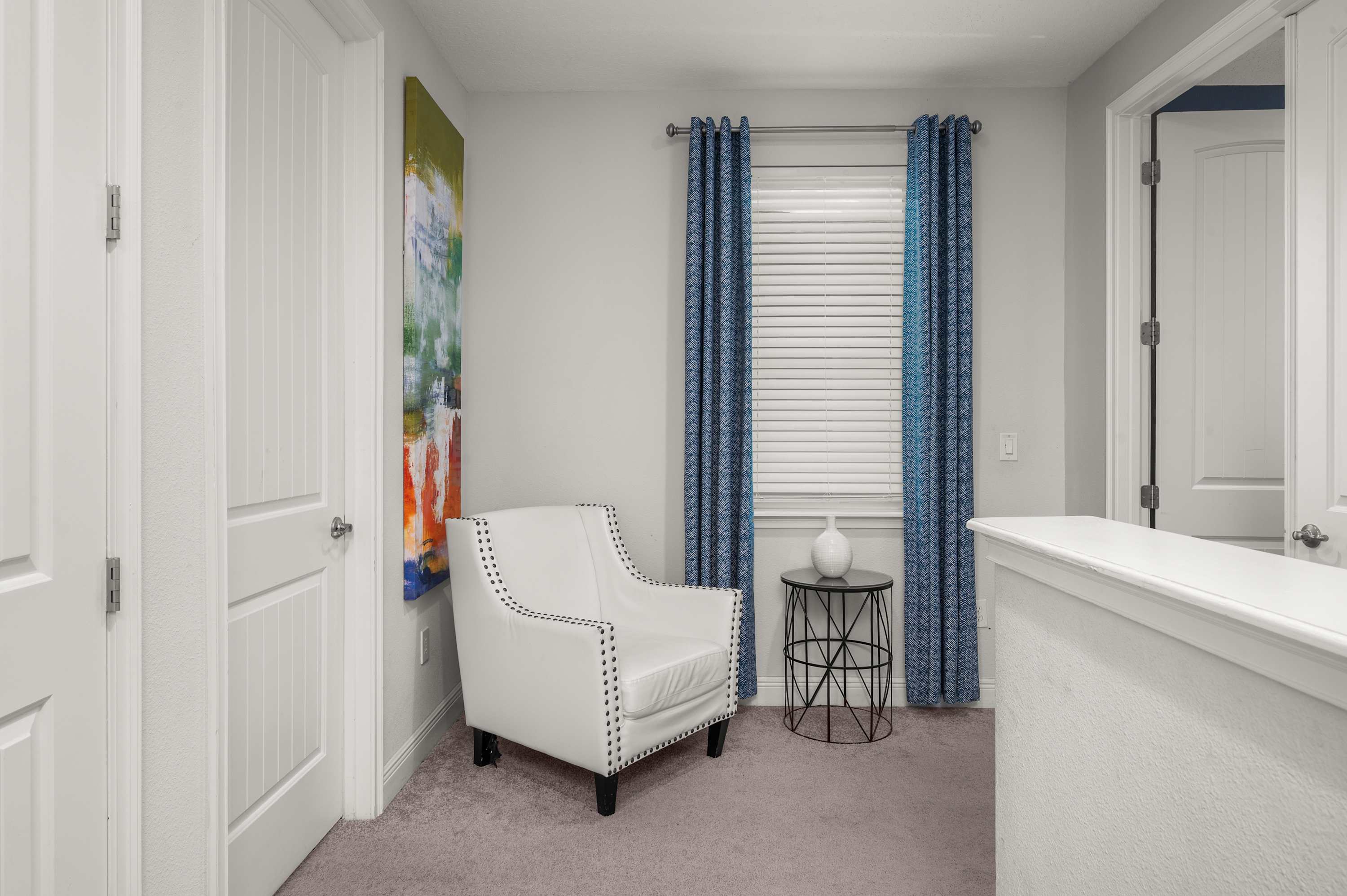 Spacious retreat w/ pool & hot tub