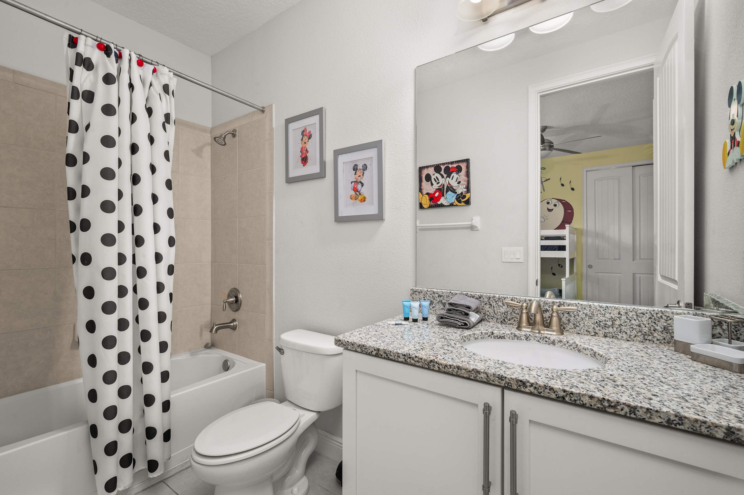 Spacious retreat w/ pool & hot tub